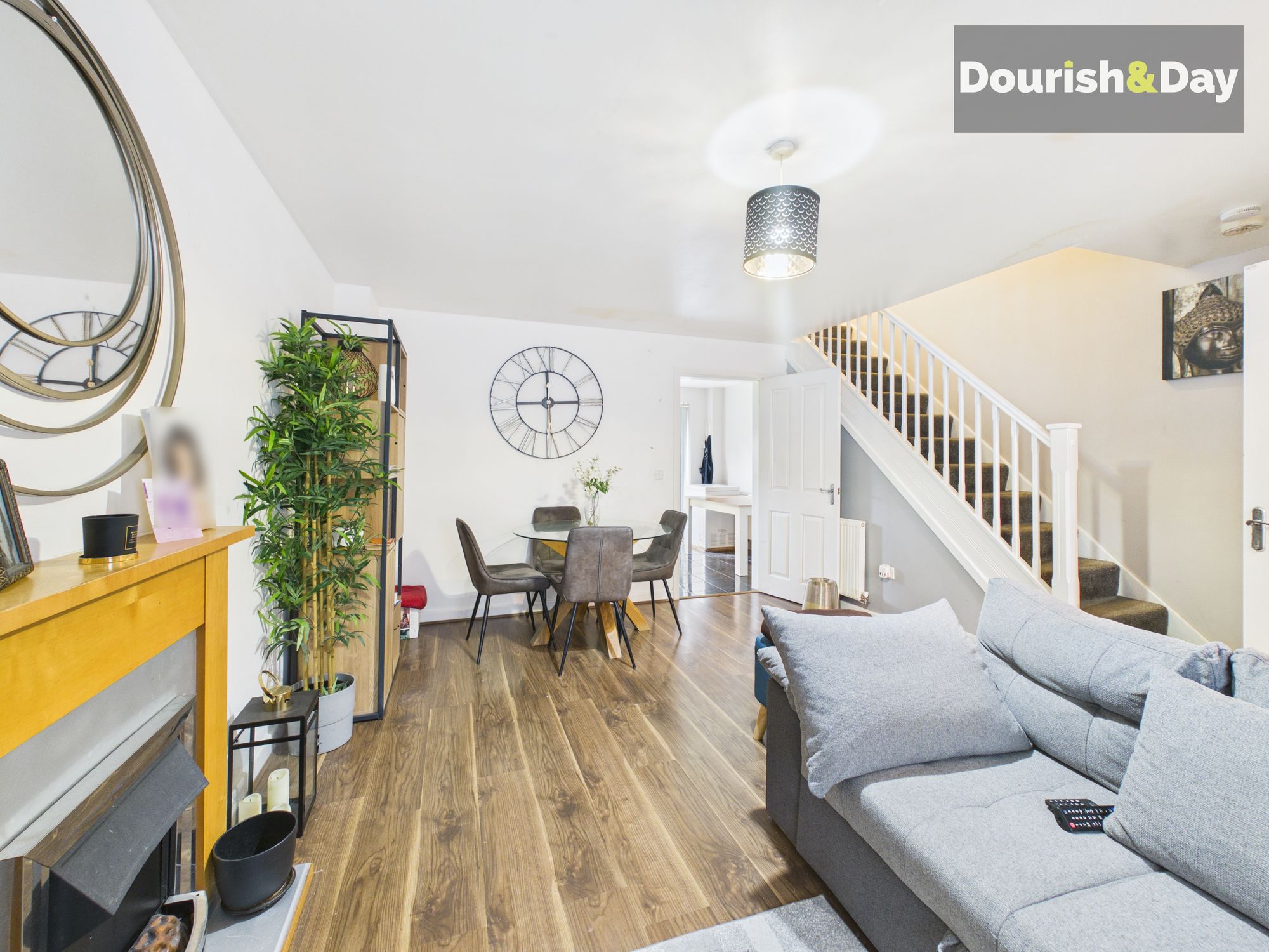 3 bed terraced house for sale in Stanley Road, Wolverhampton, WV10 - Property Image 2