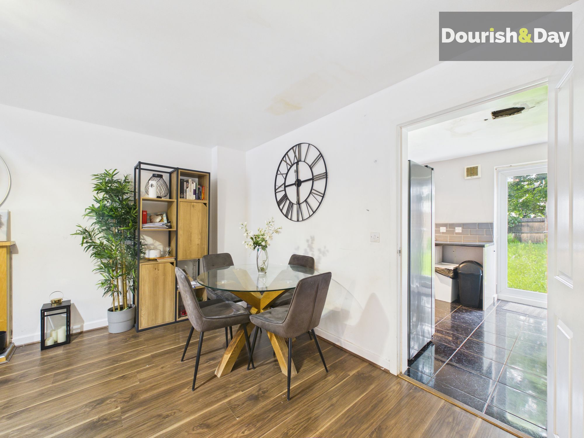 3 bed terraced house for sale in Stanley Road, Wolverhampton, WV10 - Property Image 7