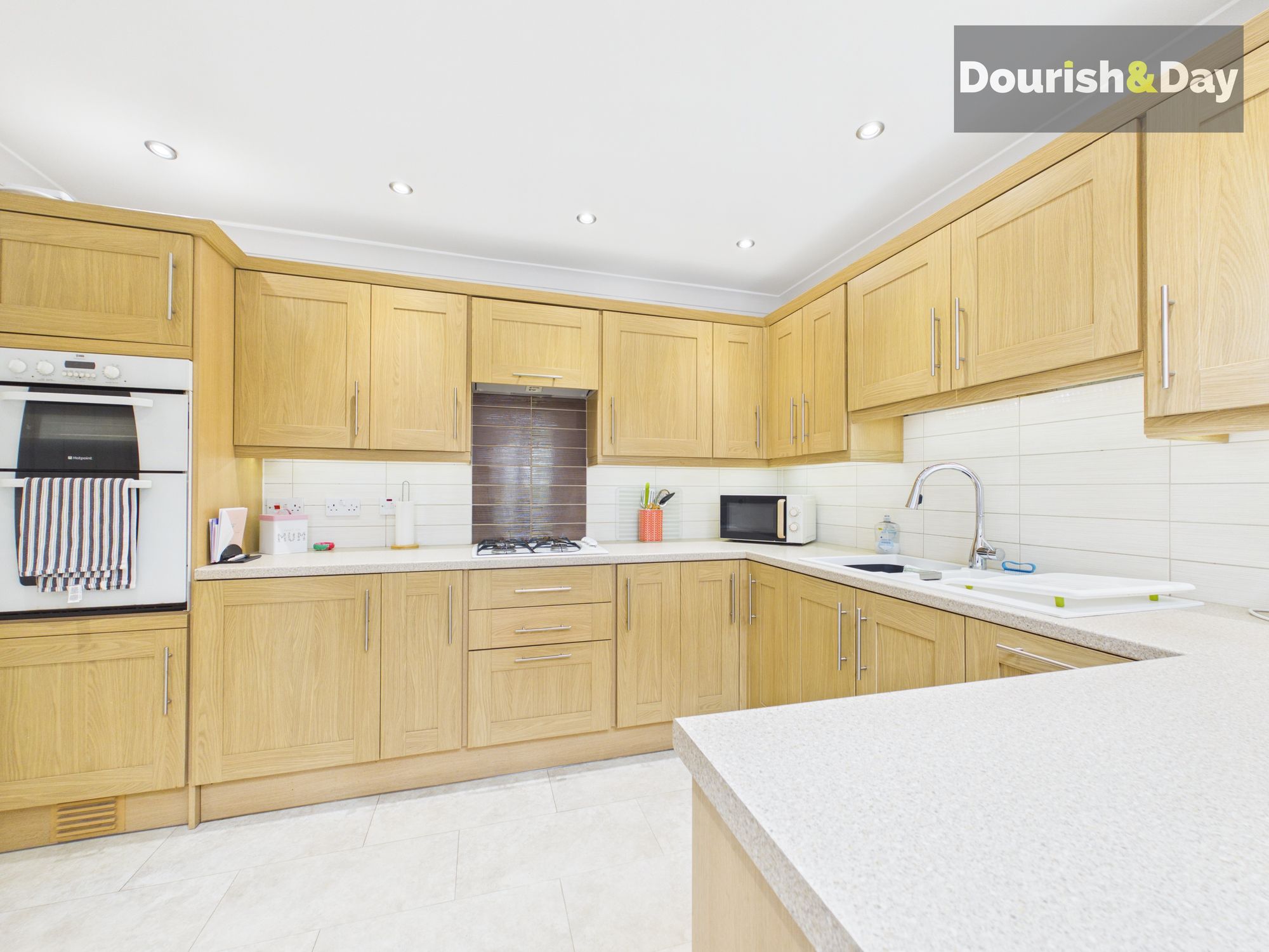 2 bed for sale in Braunton Avenue, Stafford, ST17 - Property Image 3