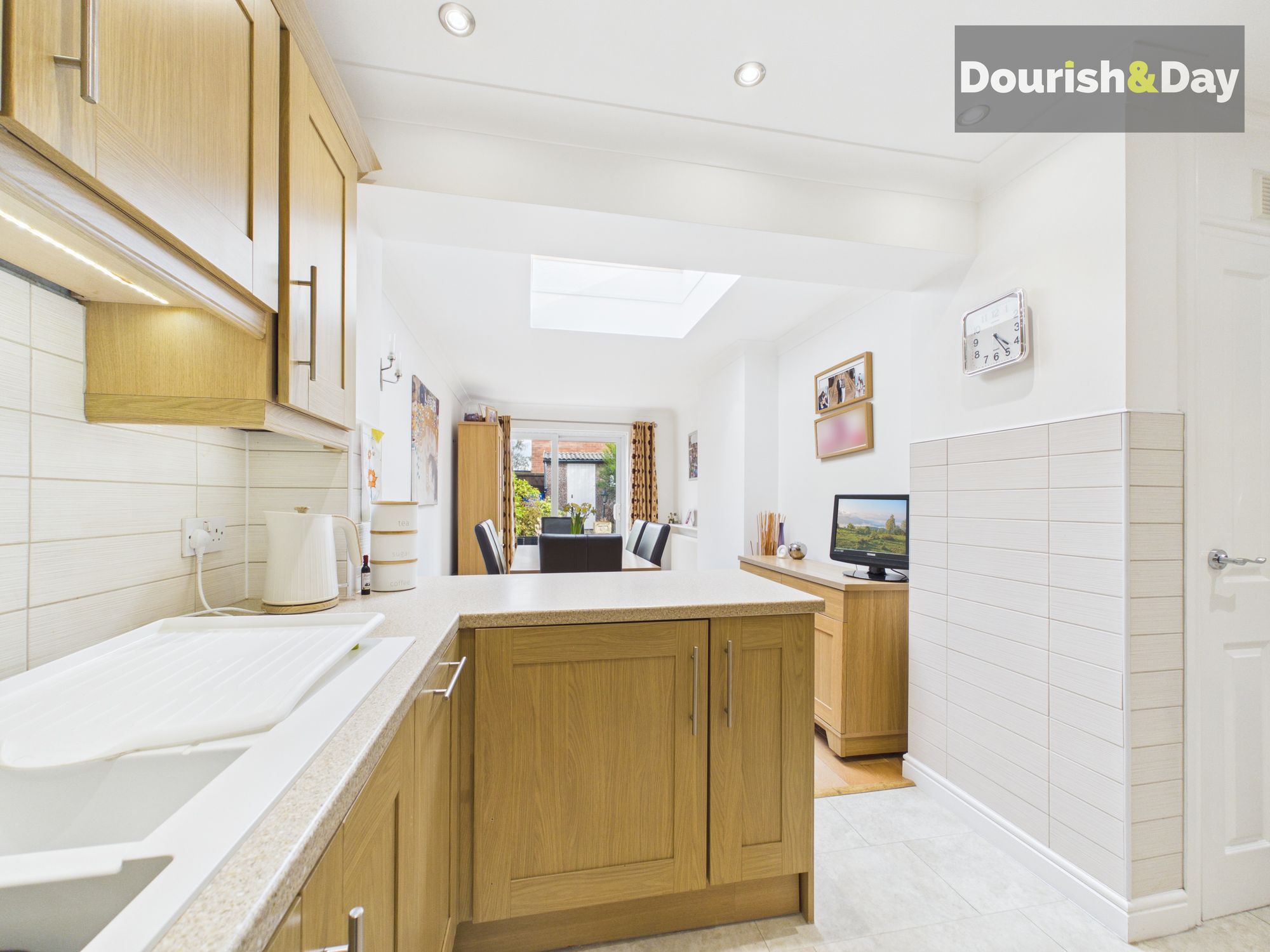 2 bed for sale in Braunton Avenue, Stafford, ST17 - Property Image 8
