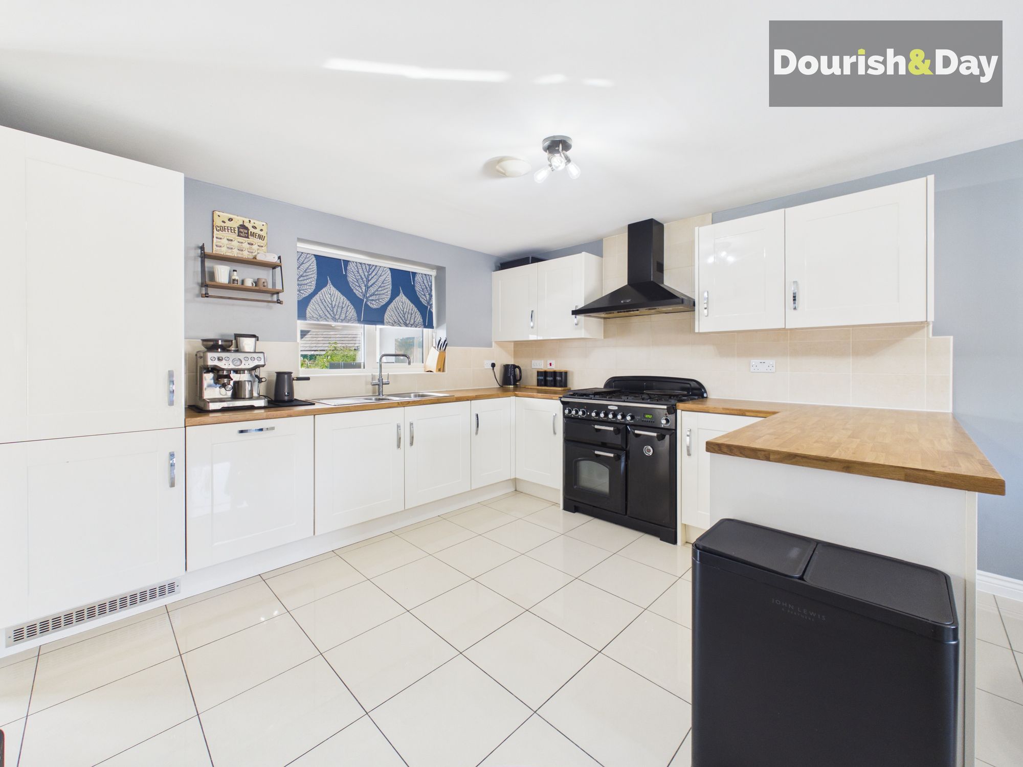 4 bed detached house for sale in Queens Drive, Hixon, ST18 - Property Image 9