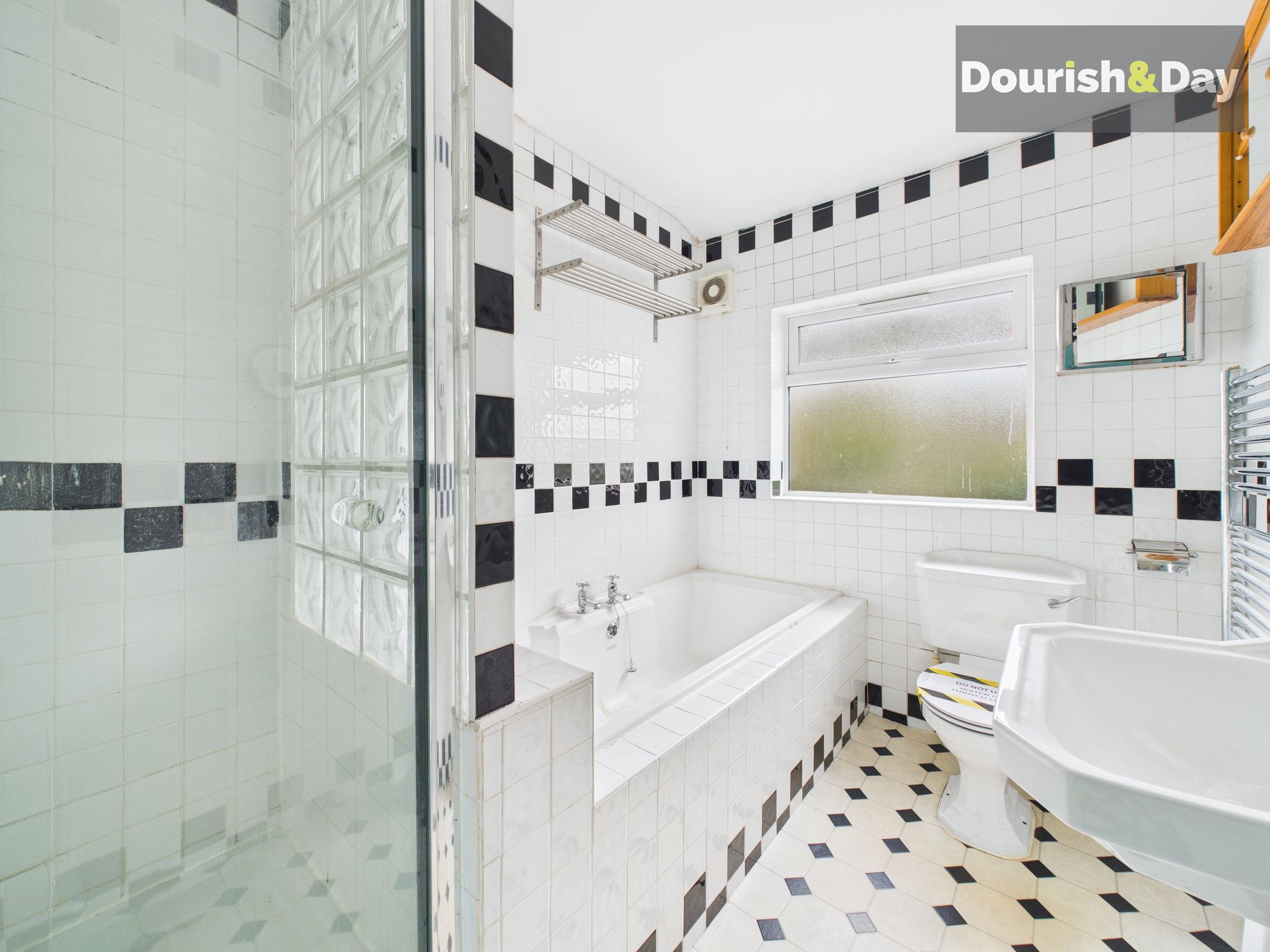2 bed mid-terraced house for sale in Tenterbanks, Stafford, ST16  - Property Image 9