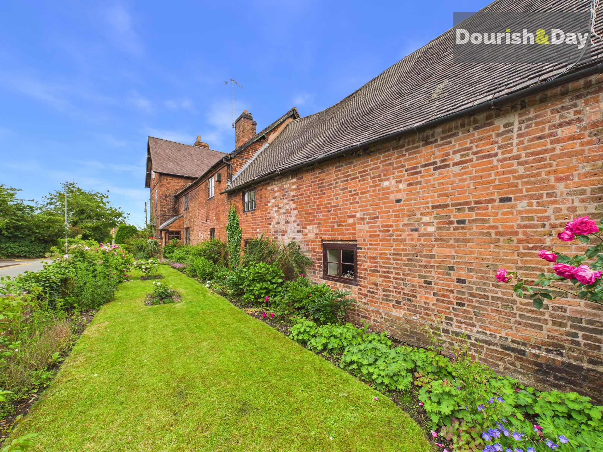 5 bed semi-detached house for sale in Pinfold Lane, Penkridge, ST19 - Property Image 40
