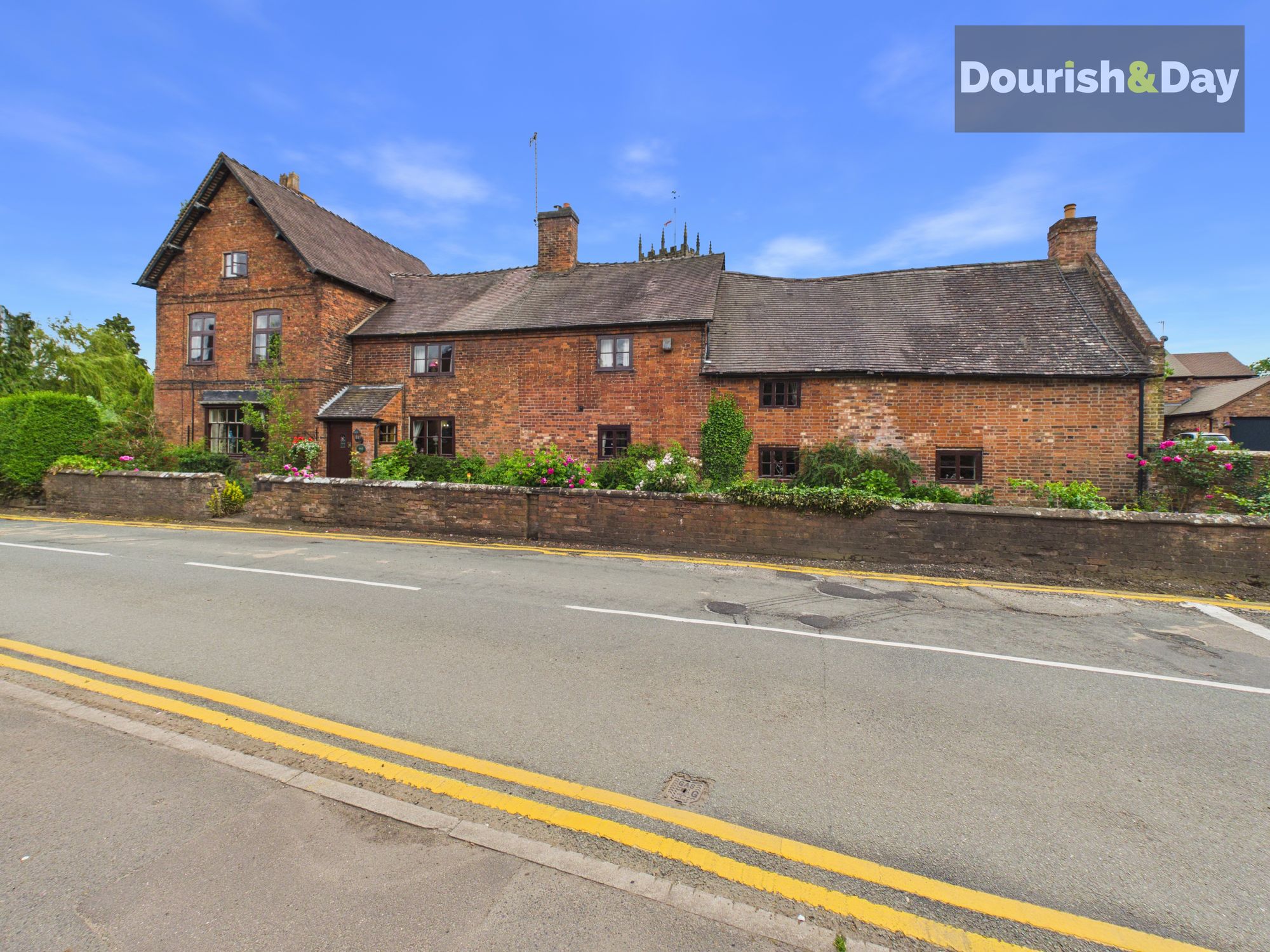 5 bed semi-detached house for sale in Pinfold Lane, Penkridge, ST19 - Property Image 5