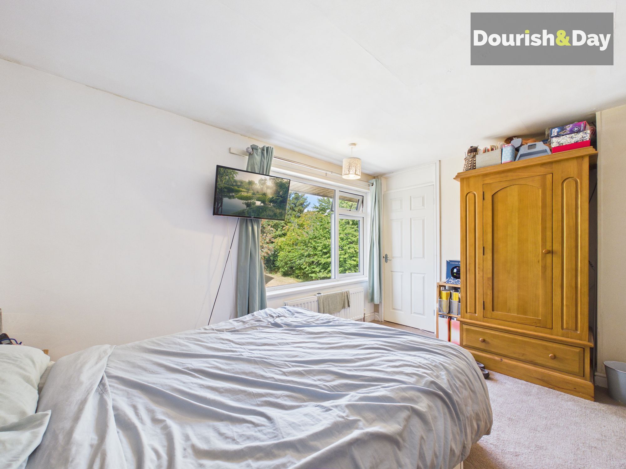 3 bed terraced house for sale in Lilac Grove, Stafford, ST17 - Property Image 10