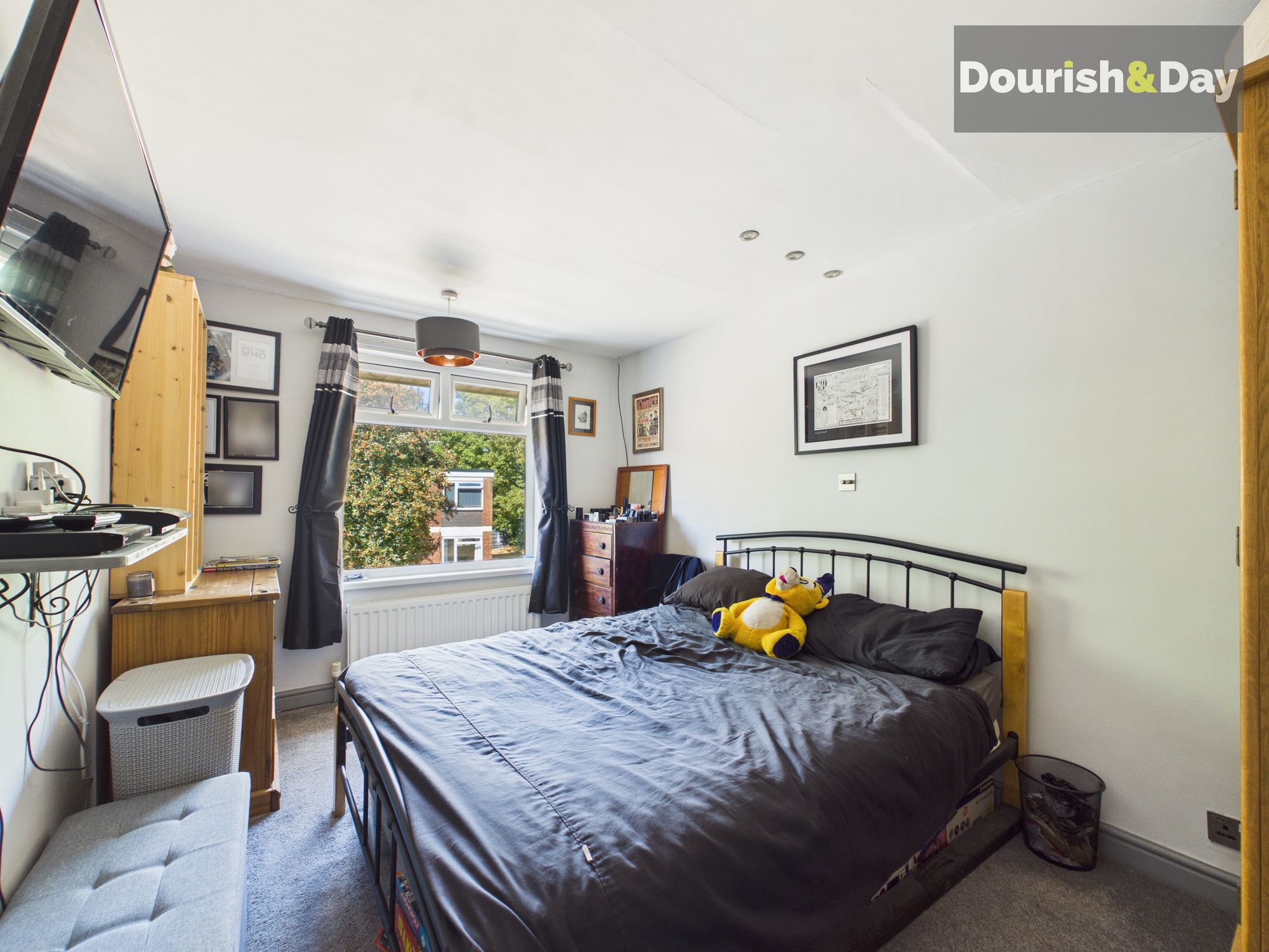 3 bed terraced house for sale in Lilac Grove, Stafford, ST17 - Property Image 11