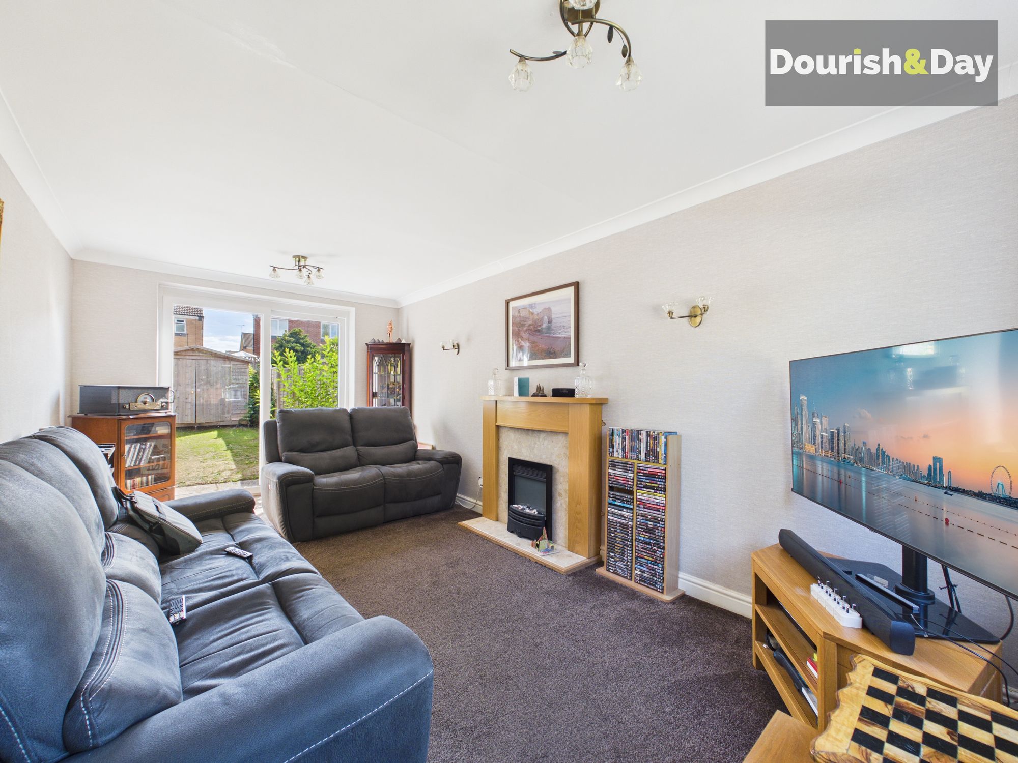 3 bed terraced house for sale in Lilac Grove, Stafford, ST17 - Property Image 2