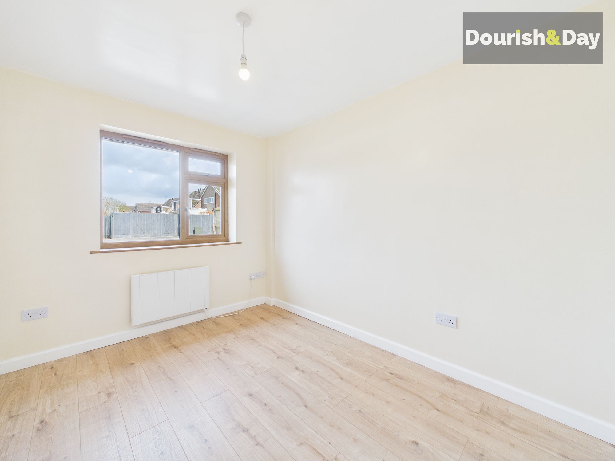2 bed semi-detached bungalow for sale in Camelford Close, Stafford, ST17 - Property Image 8