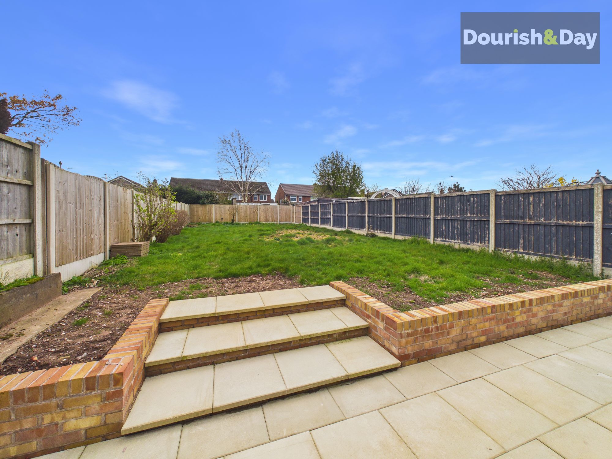 2 bed semi-detached bungalow for sale in Camelford Close, Stafford, ST17 - Property Image 4