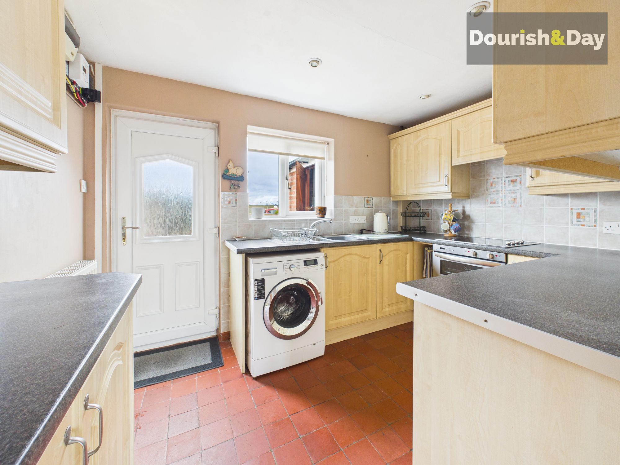 3 bed terraced house for sale in Cambrian View, Bettisfield, SY13 - Property Image 3