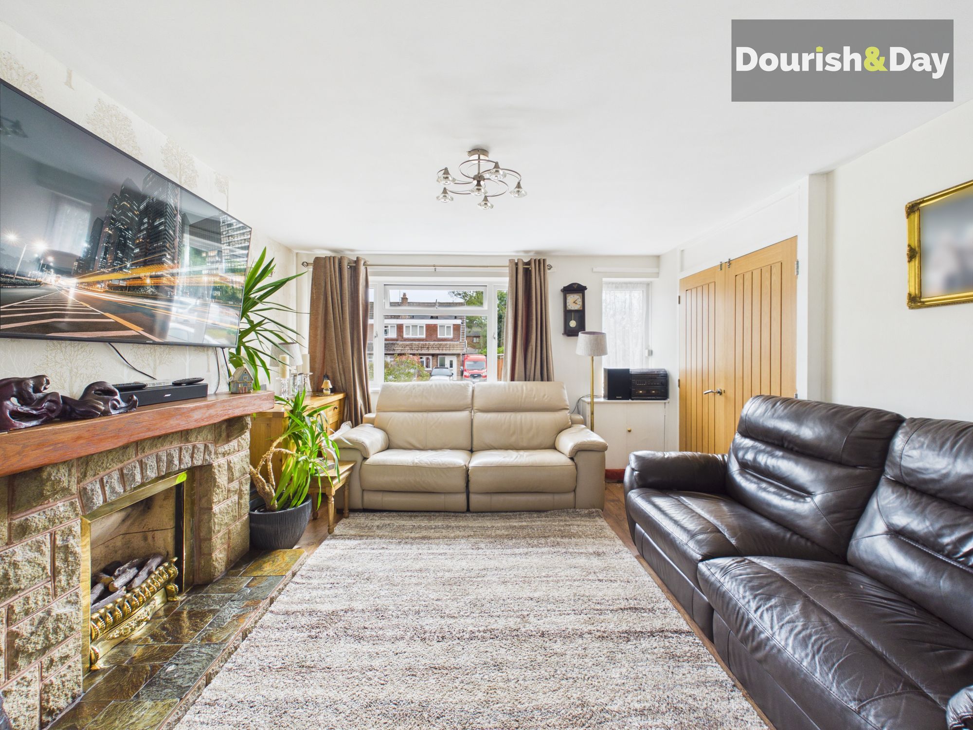 4 bed semi-detached house for sale in Oldfields Crescent, Great Haywood, ST18 - Property Image 2