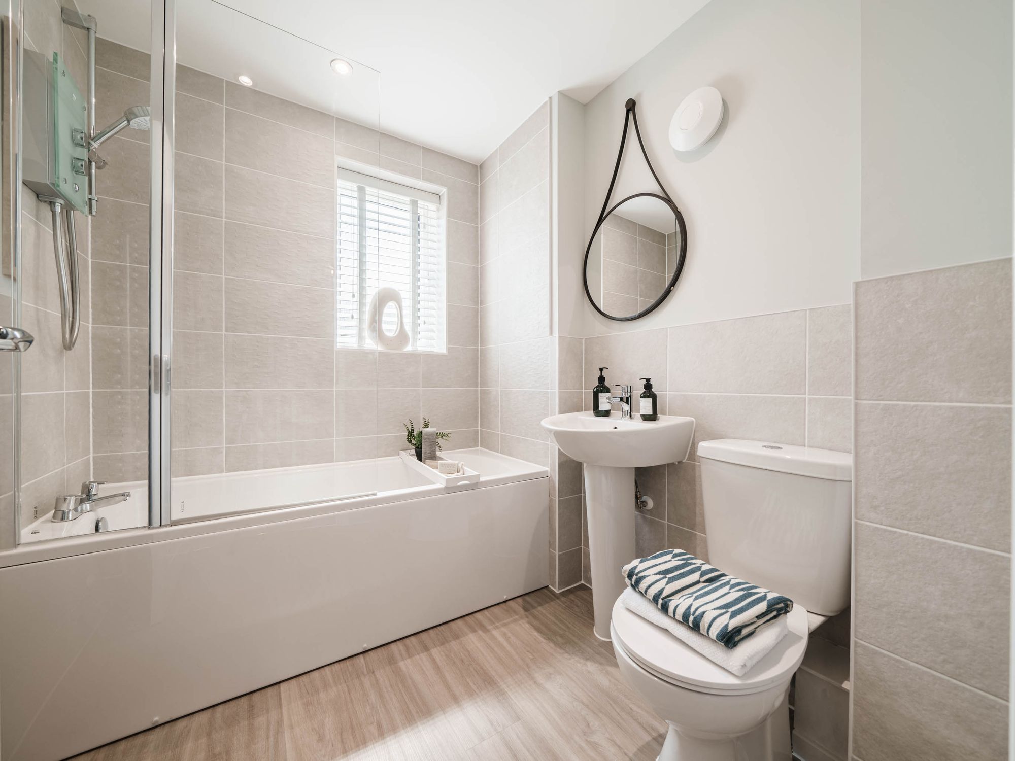 3 bed detached house for sale in Alnwick Place, Stafford, ST16 - Property Image 12