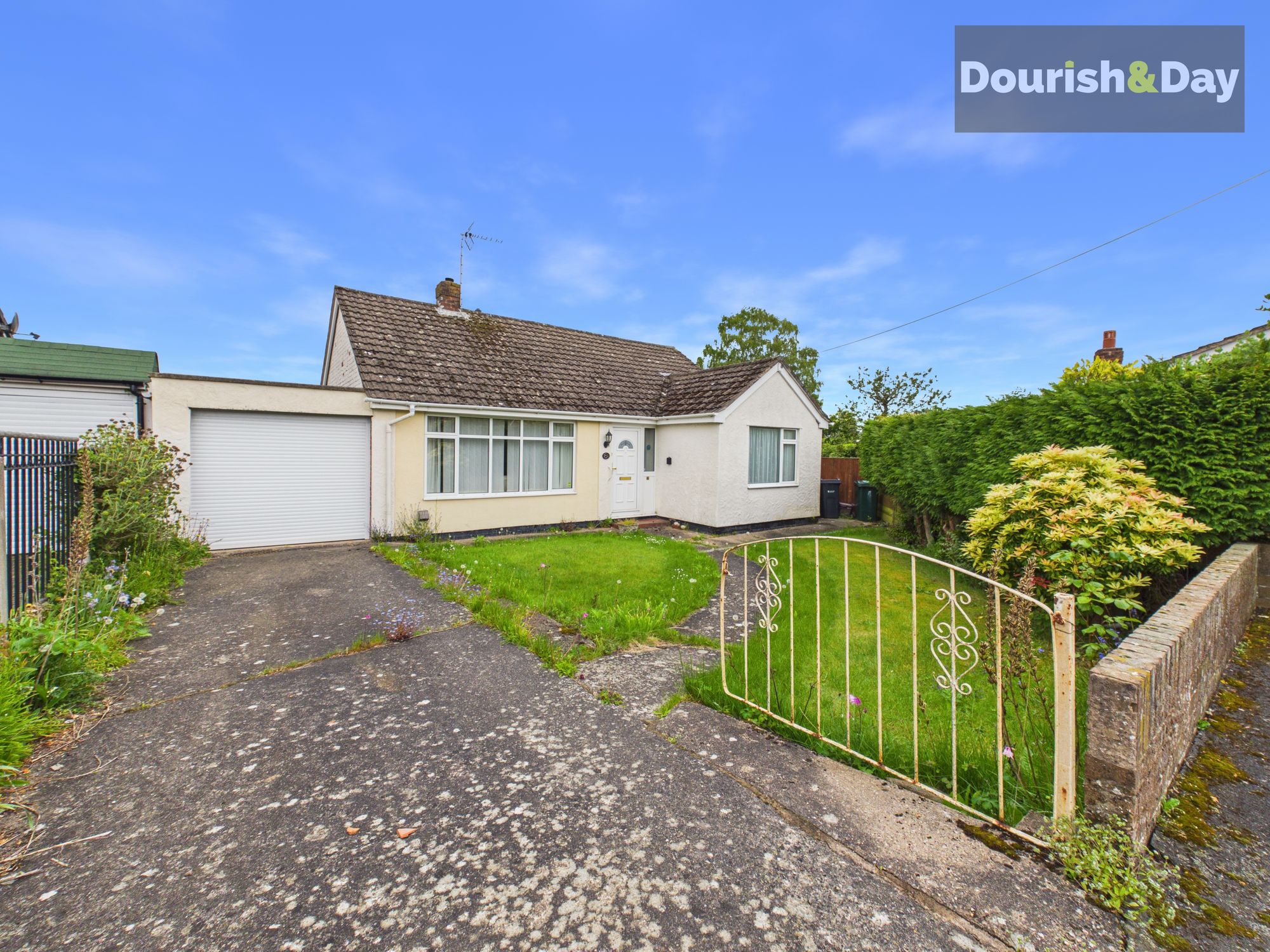 2 bed detached bungalow for sale in Hebers Close, Oathills, SY14 - Property Image 7