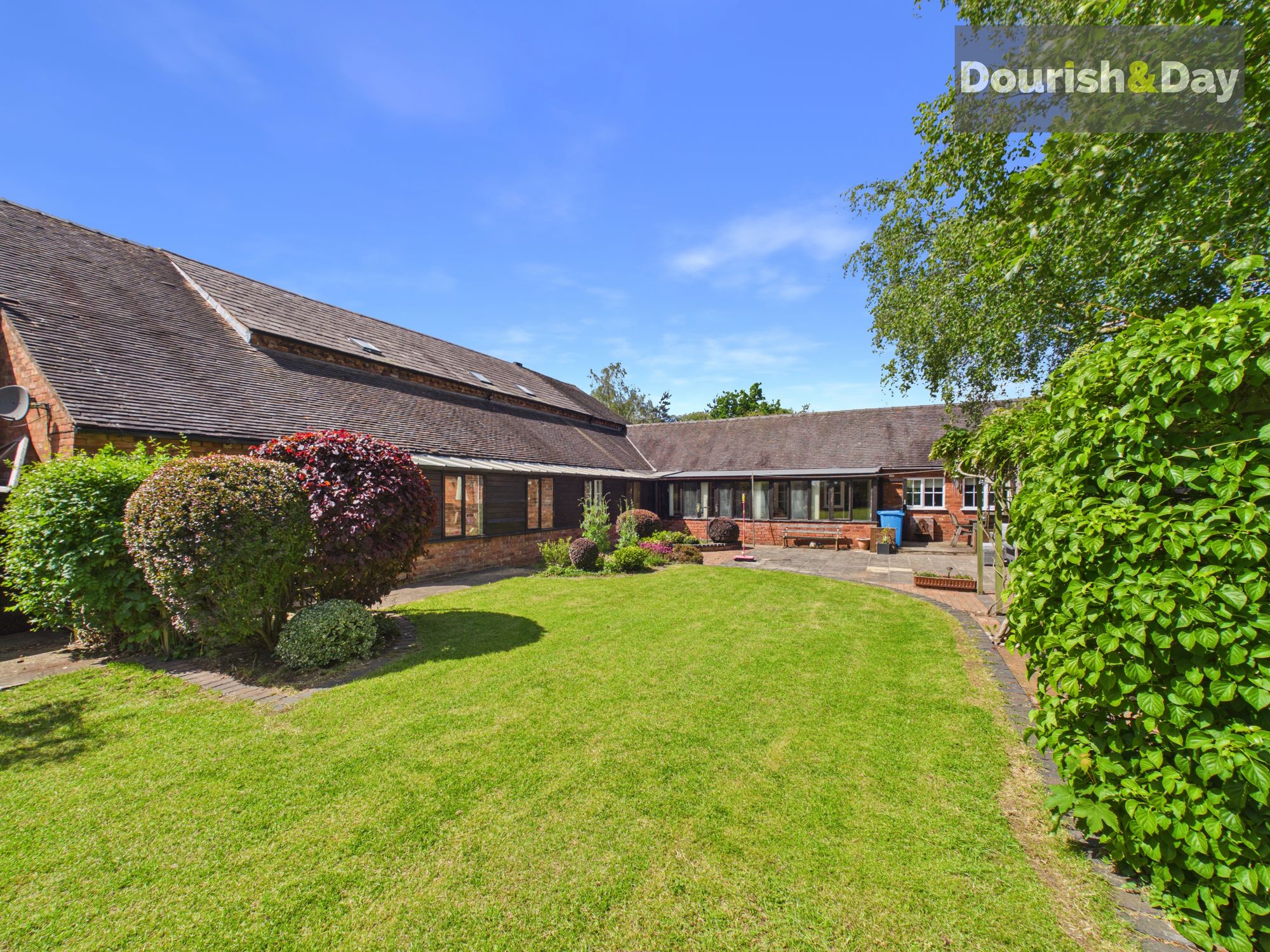 5 bed barn conversion for sale in Mill Lane, Acton Trussell, ST17 - Property Image 34