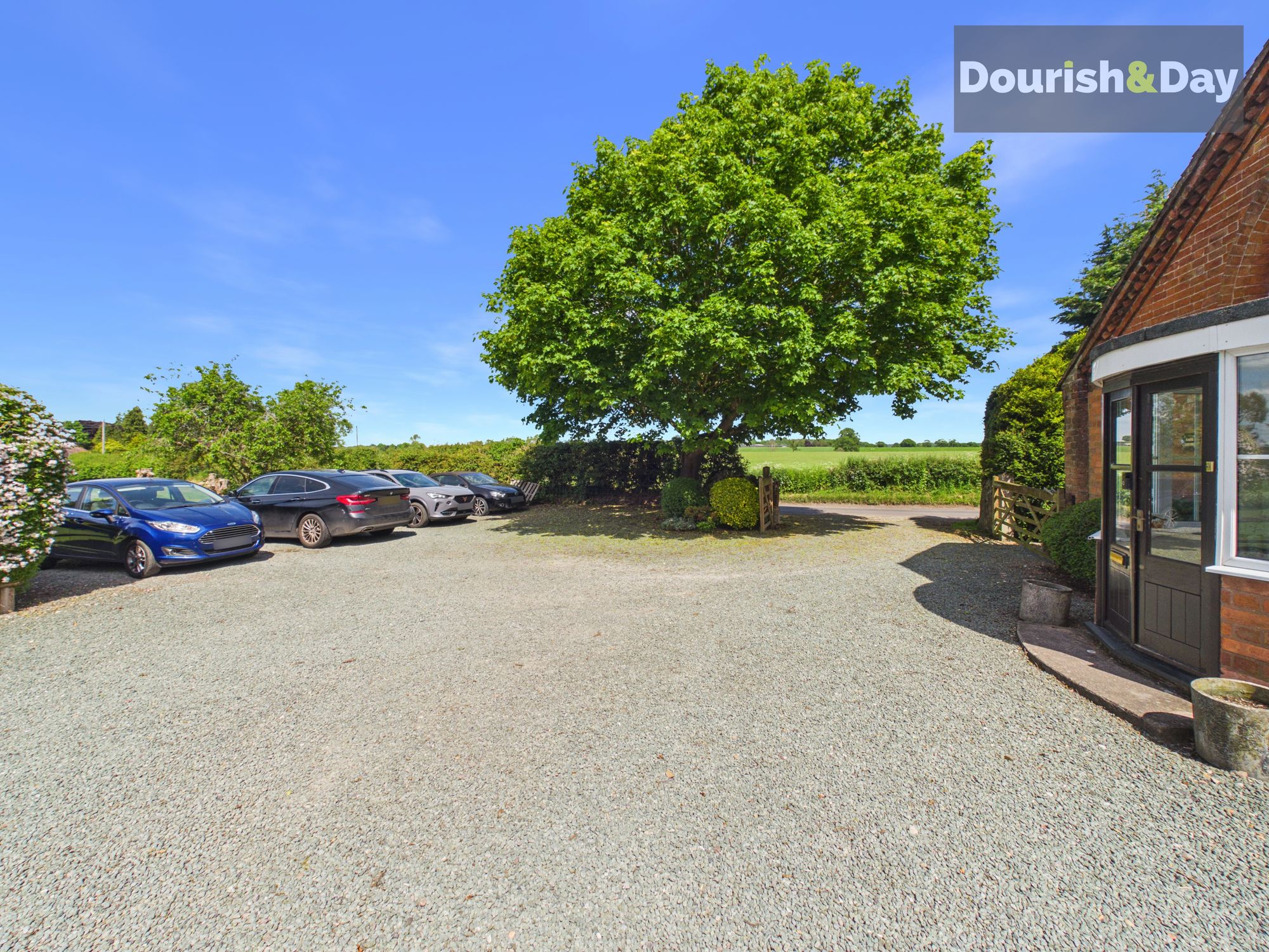 5 bed barn conversion for sale in Mill Lane, Acton Trussell, ST17 - Property Image 38