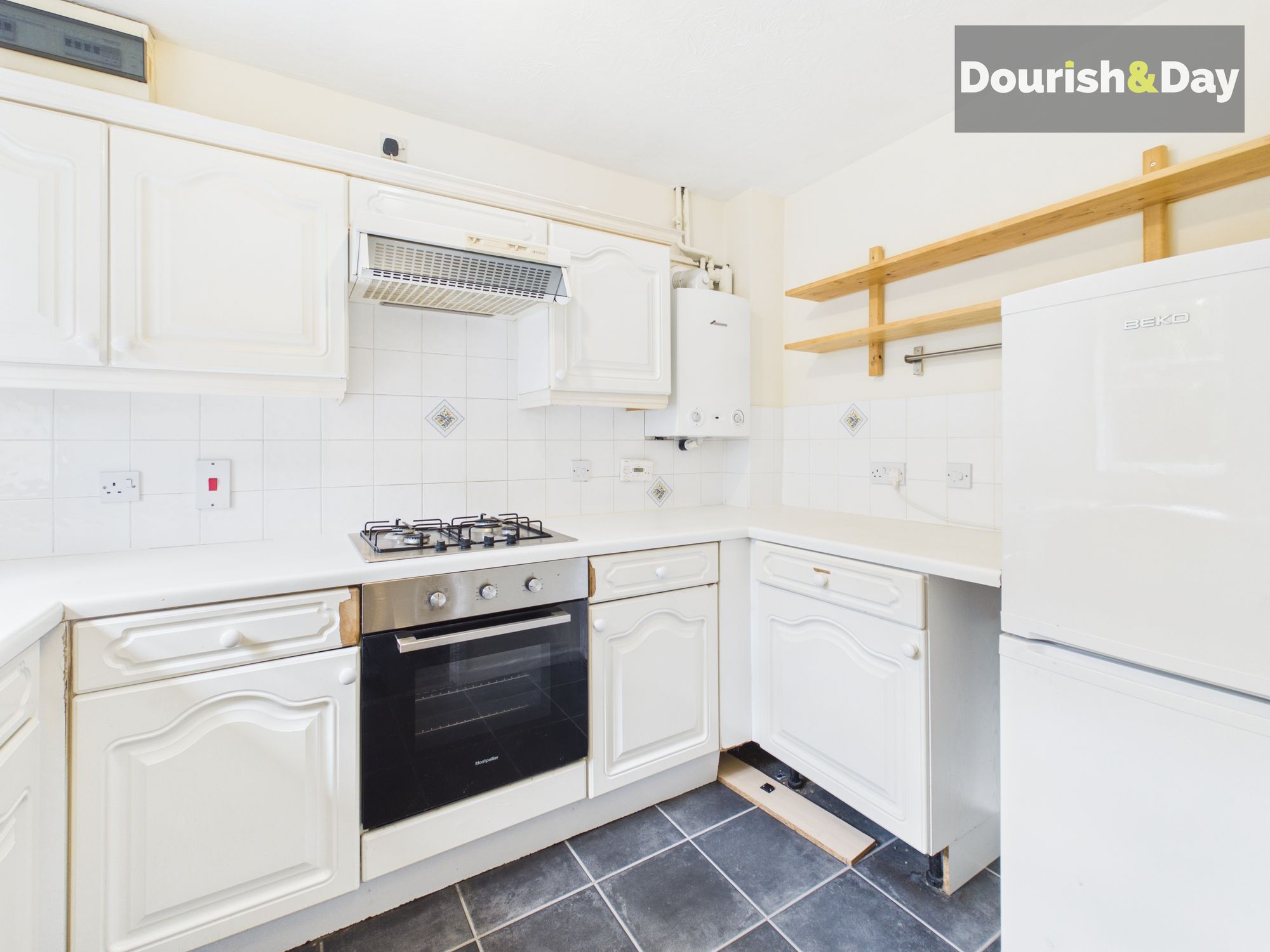 2 bed end of terrace house for sale in Romney Drive, Stafford, ST16 - Property Image 3
