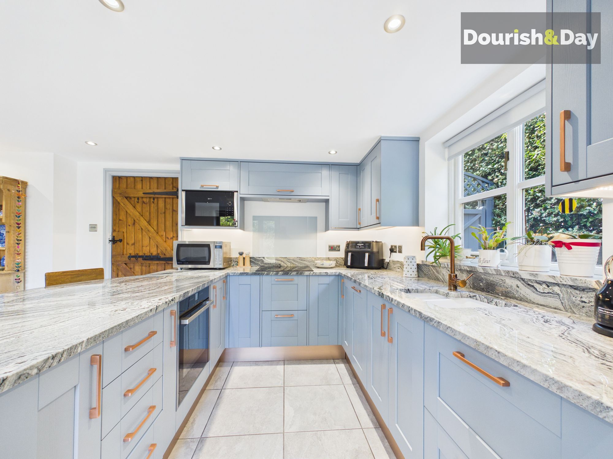3 bed detached house for sale in Mount Pleasant, Derrington, ST18 - Property Image 10