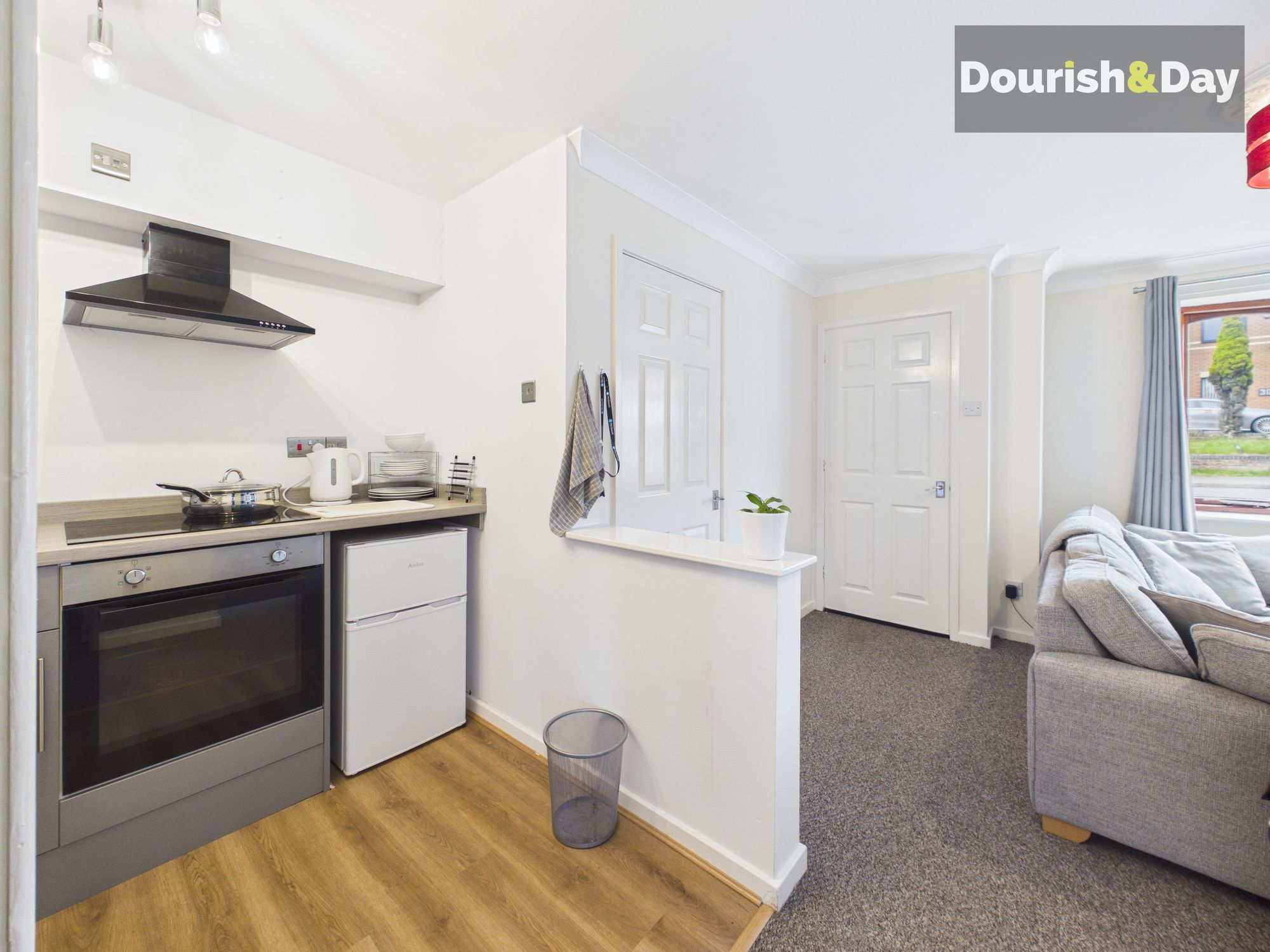 1 bed ground floor flat for sale in Nelson Drive, Cannock, WS12 - Property Image 8