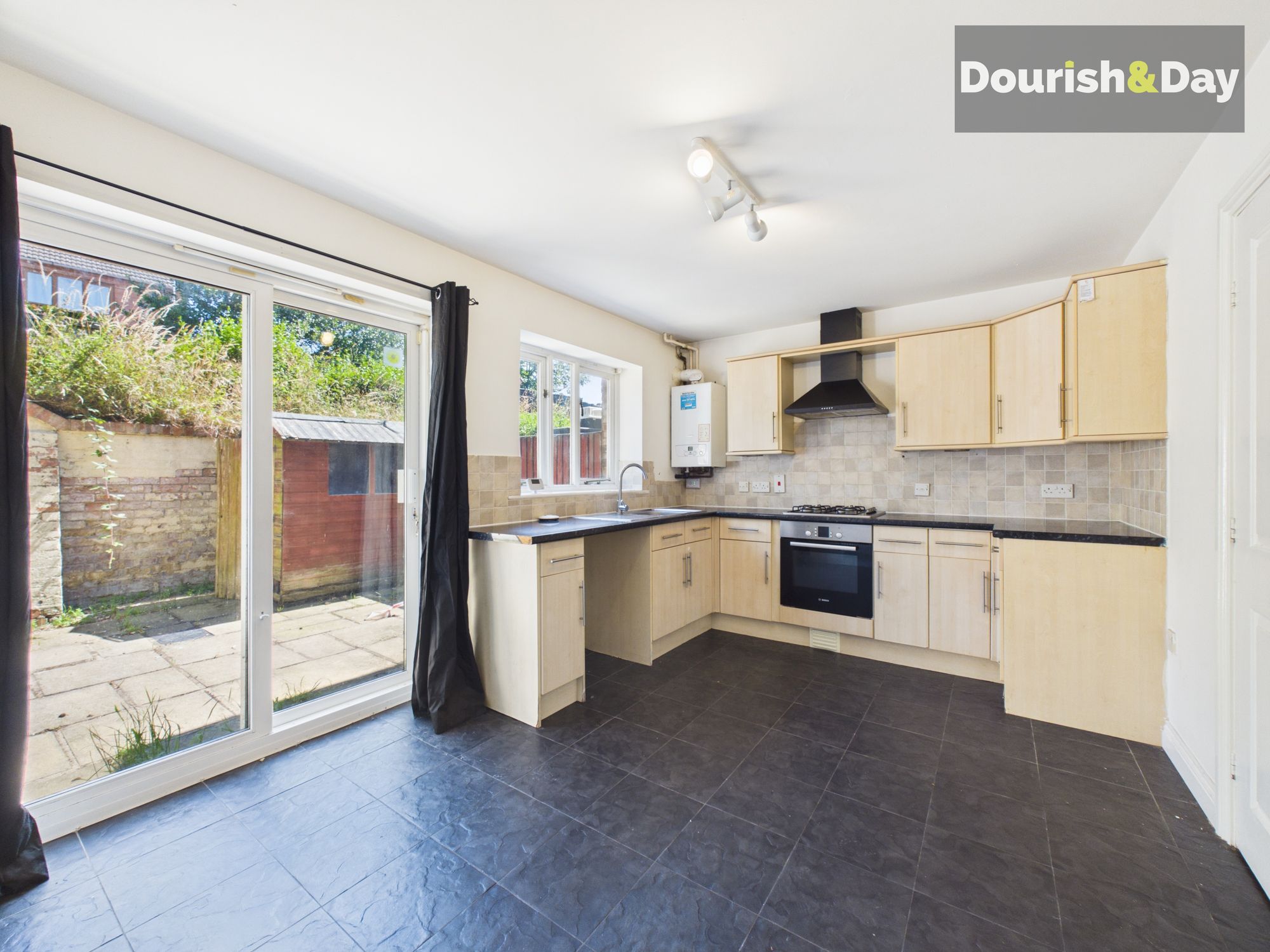 3 bed end of terrace house for sale in Shrewsbury Road, Market Drayton, TF9  - Property Image 6