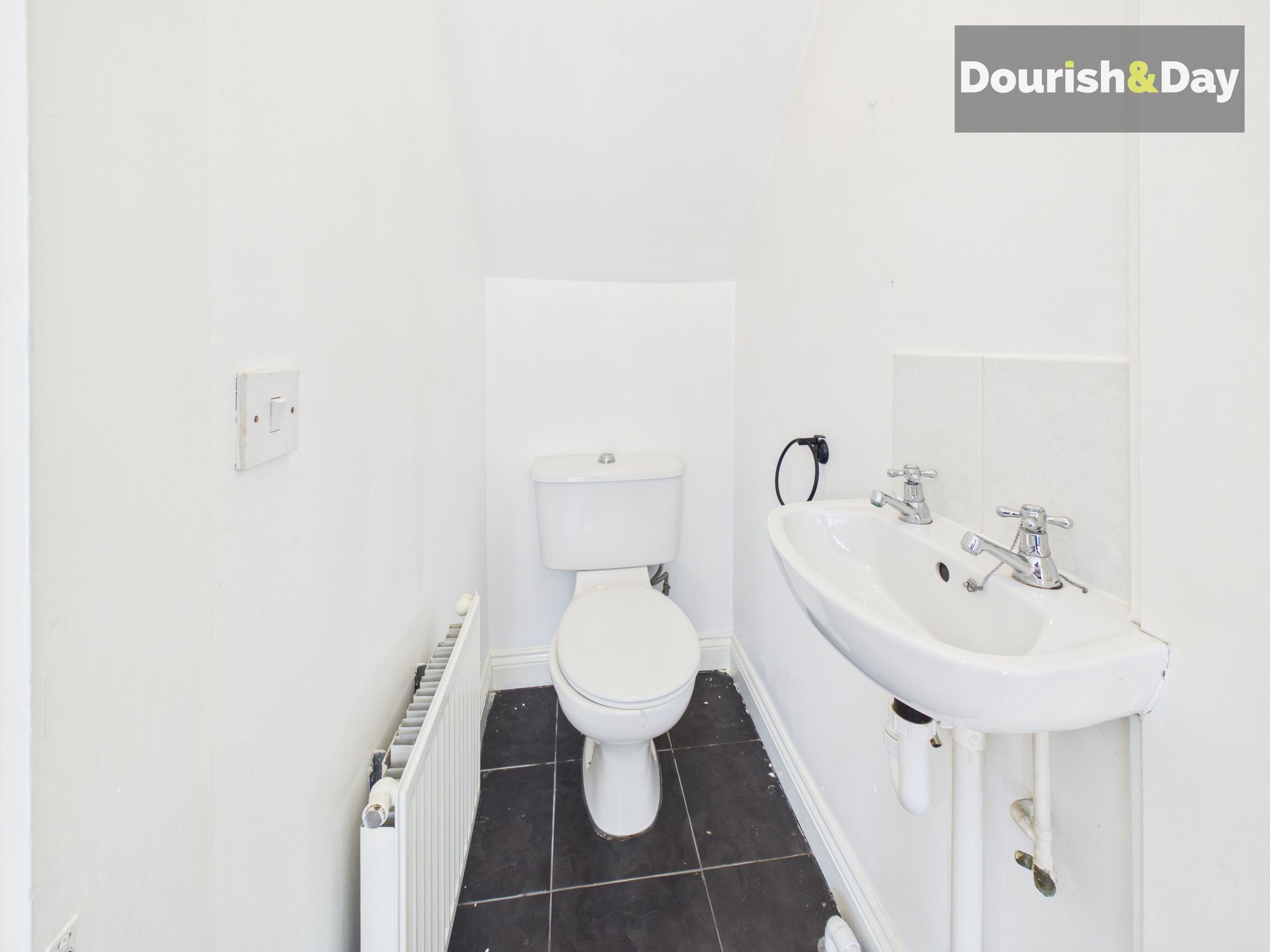 3 bed end of terrace house for sale in Shrewsbury Road, Market Drayton, TF9  - Property Image 9