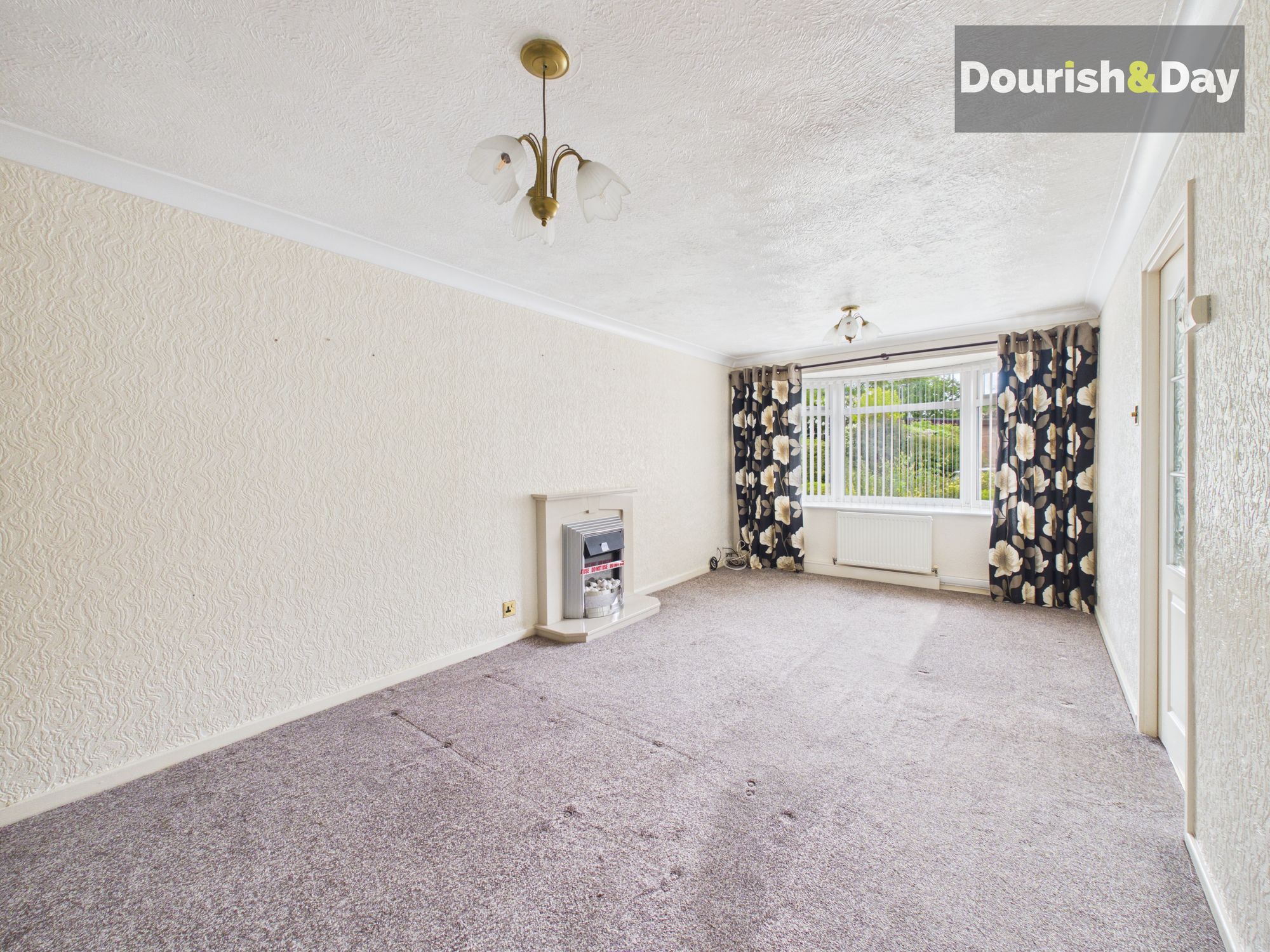 2 bed detached bungalow for sale in The Downs, Stafford, ST17 - Property Image 3