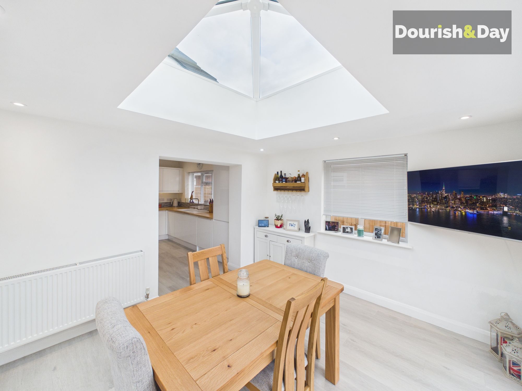 4 bed detached bungalow for sale in Victoria Way, Stafford, ST17 - Property Image 11