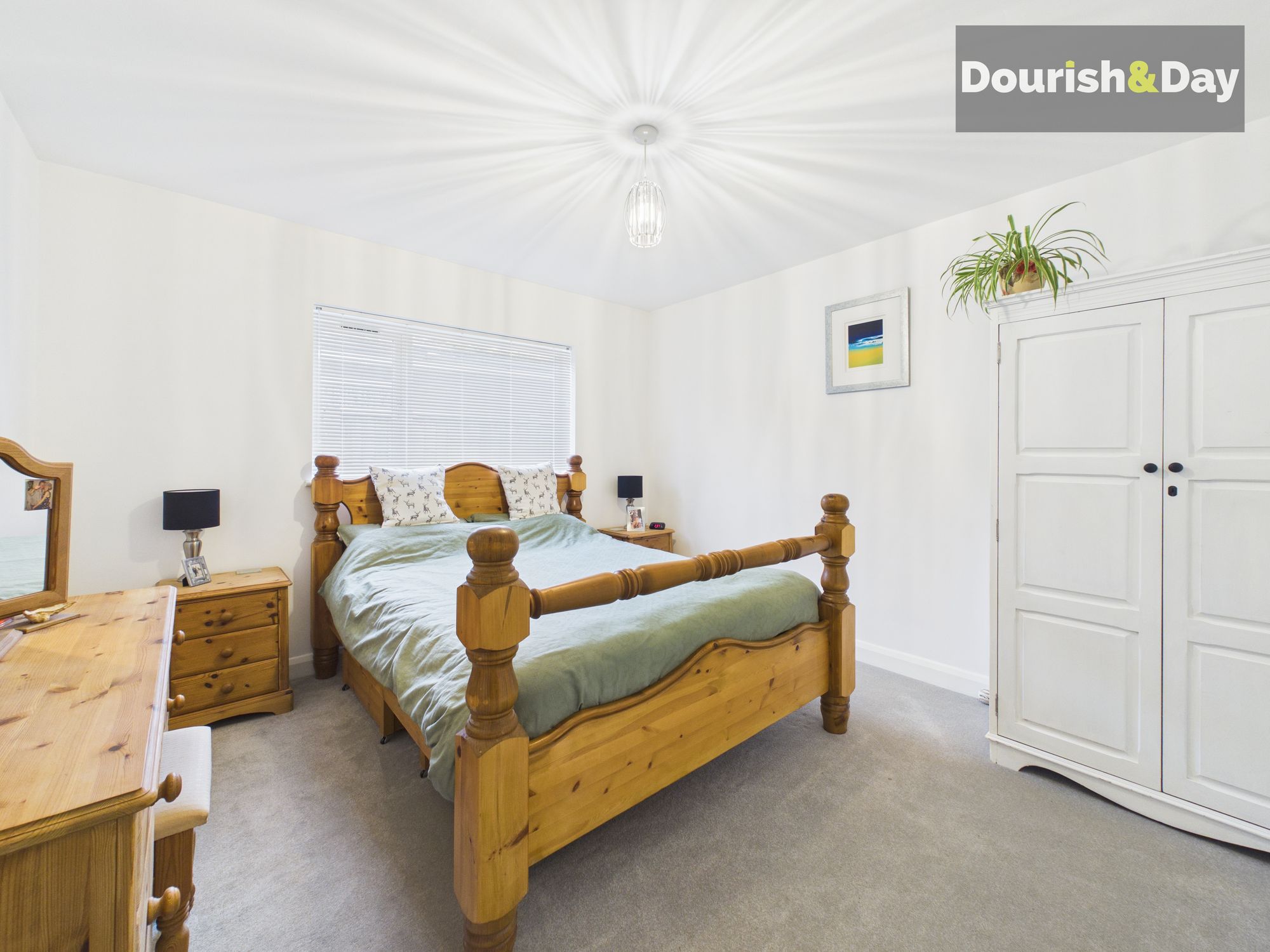 4 bed detached bungalow for sale in Victoria Way, Stafford, ST17 - Property Image 12