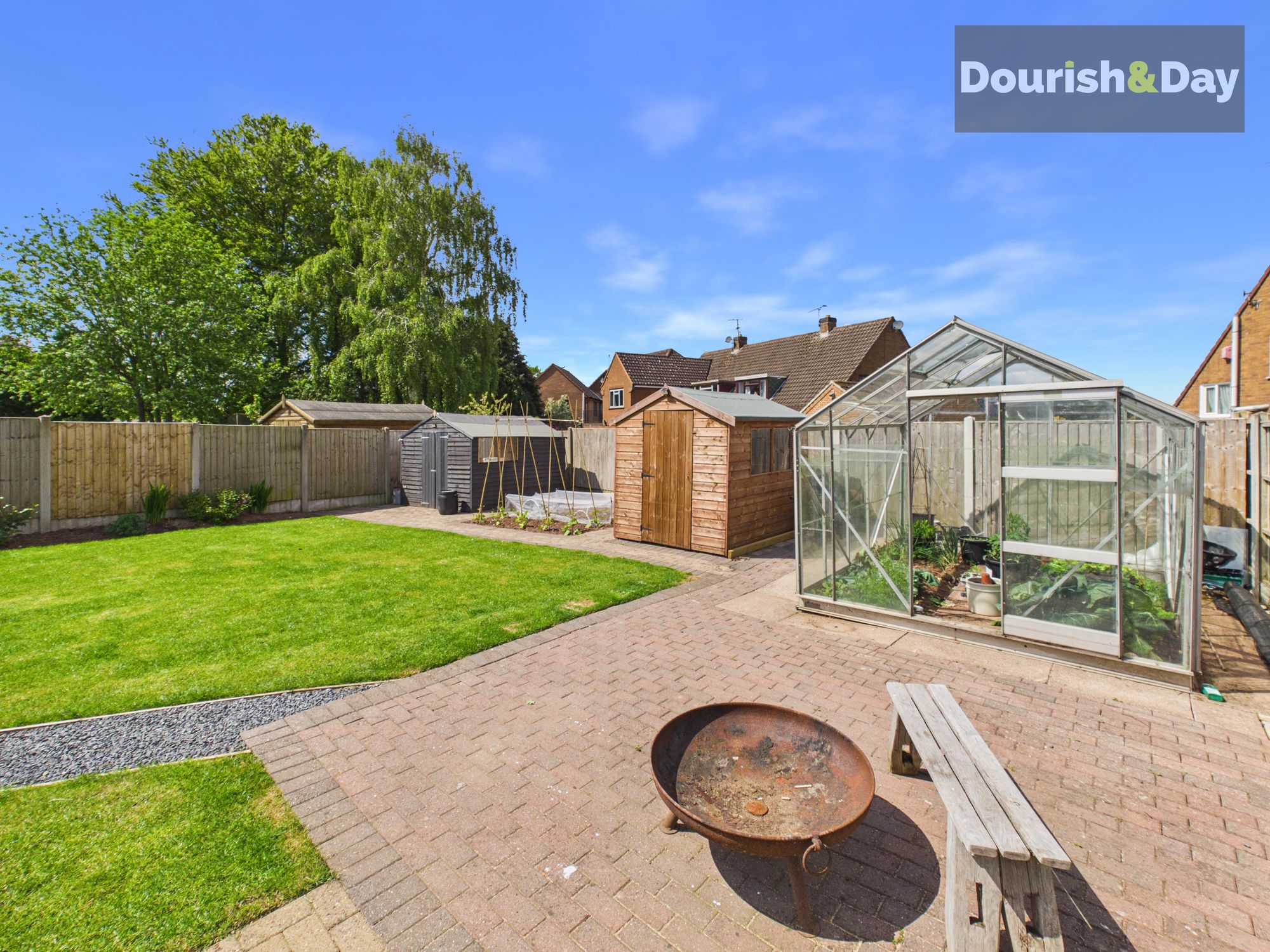 4 bed detached bungalow for sale in Victoria Way, Stafford, ST17 - Property Image 22