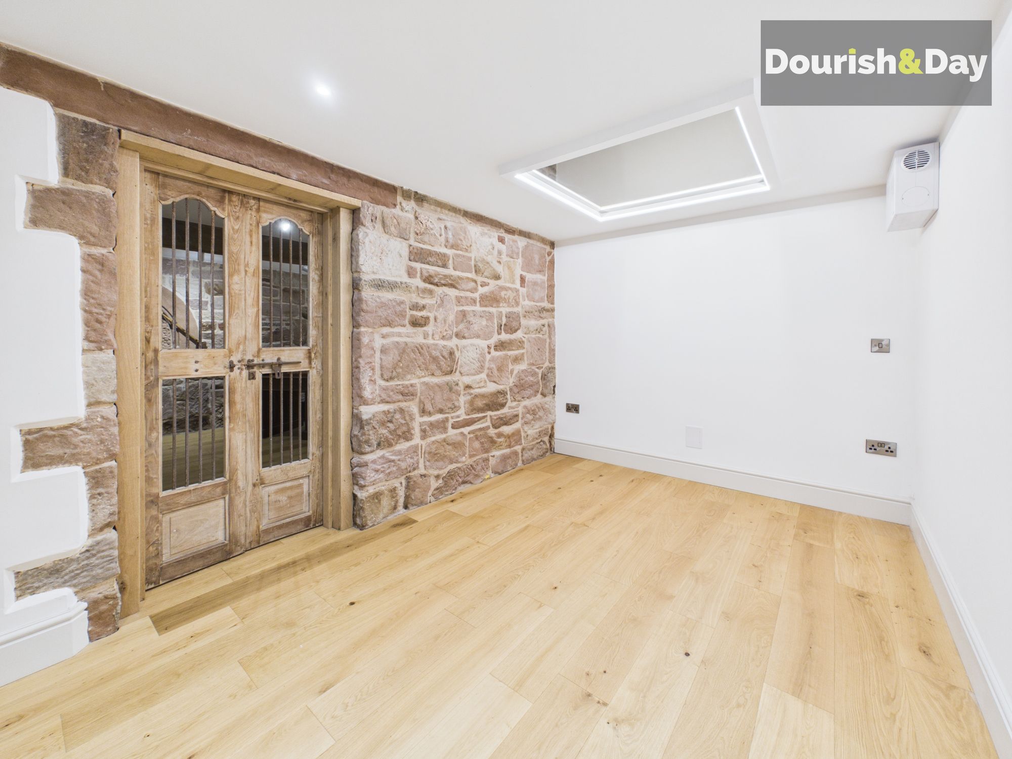5 bed detached house for sale in Chorlton Lane, Chorlton, SY14 - Property Image 34
