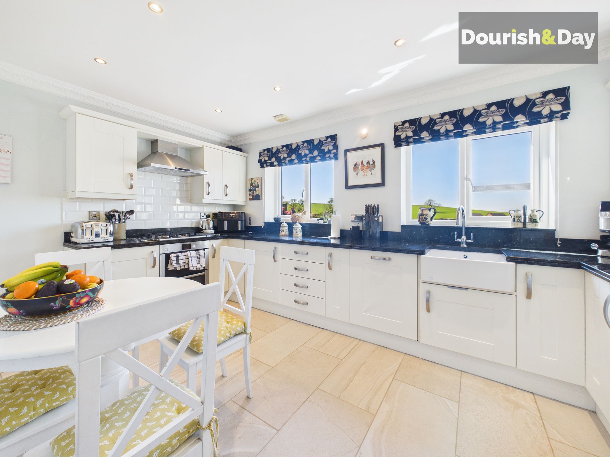 5 bed detached house for sale in Grange Court, Hixon, ST18 - Property Image 12
