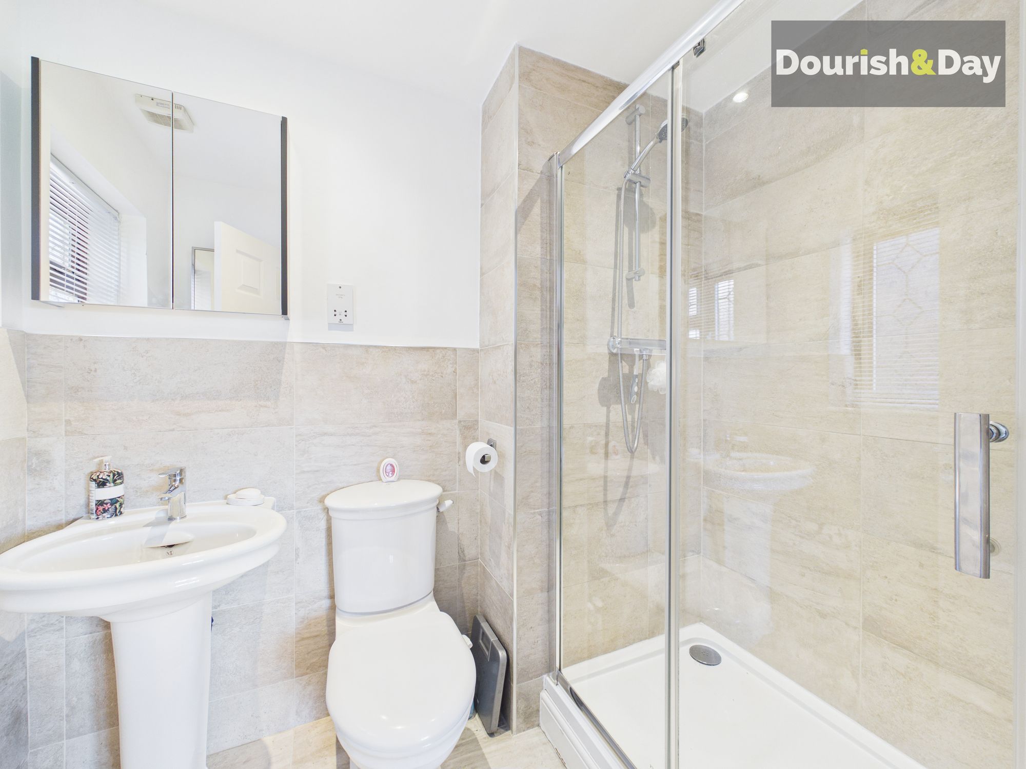 5 bed detached house for sale in Grange Court, Hixon, ST18 - Property Image 18