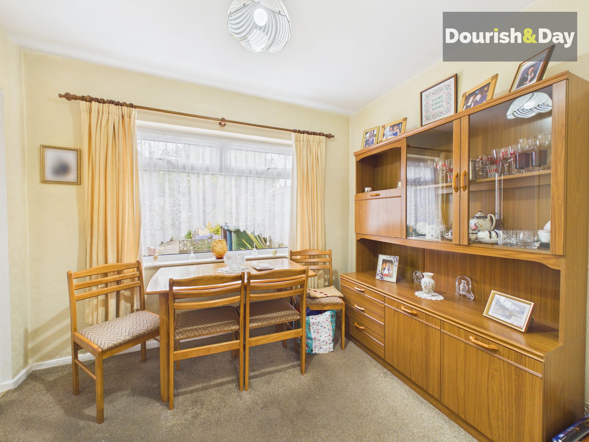 3 bed semi-detached house for sale in Wordsworth Avenue, Stafford, ST17 - Property Image 5