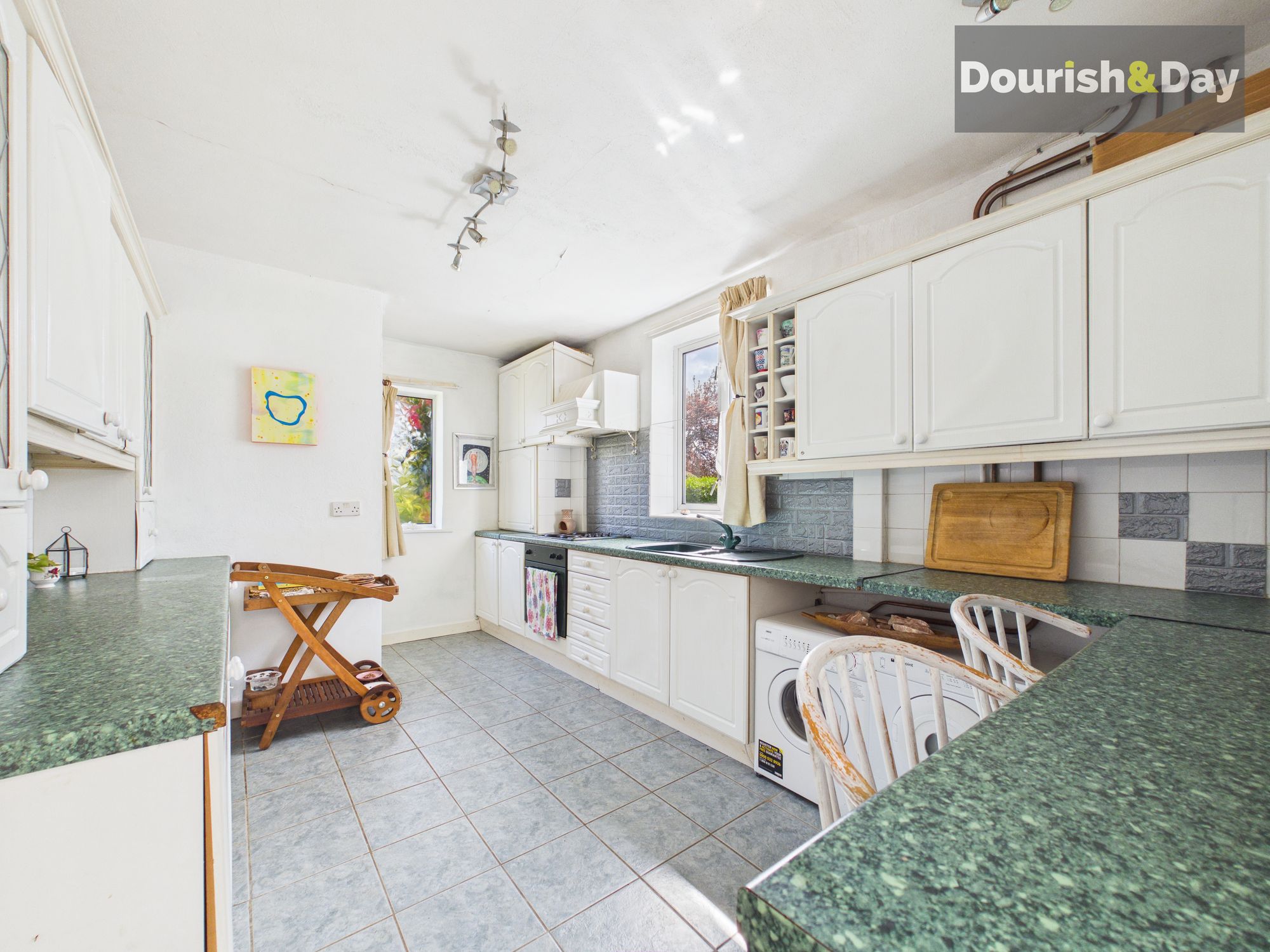 2 bed end of terrace house for sale in Greenway, Stafford, ST16 - Property Image 3