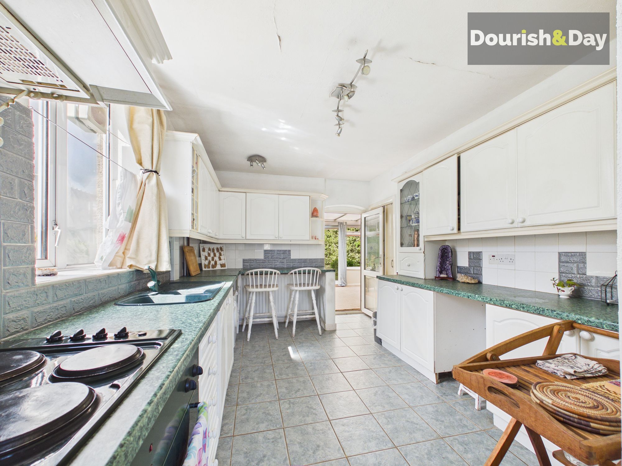 2 bed end of terrace house for sale in Greenway, Stafford, ST16 - Property Image 6