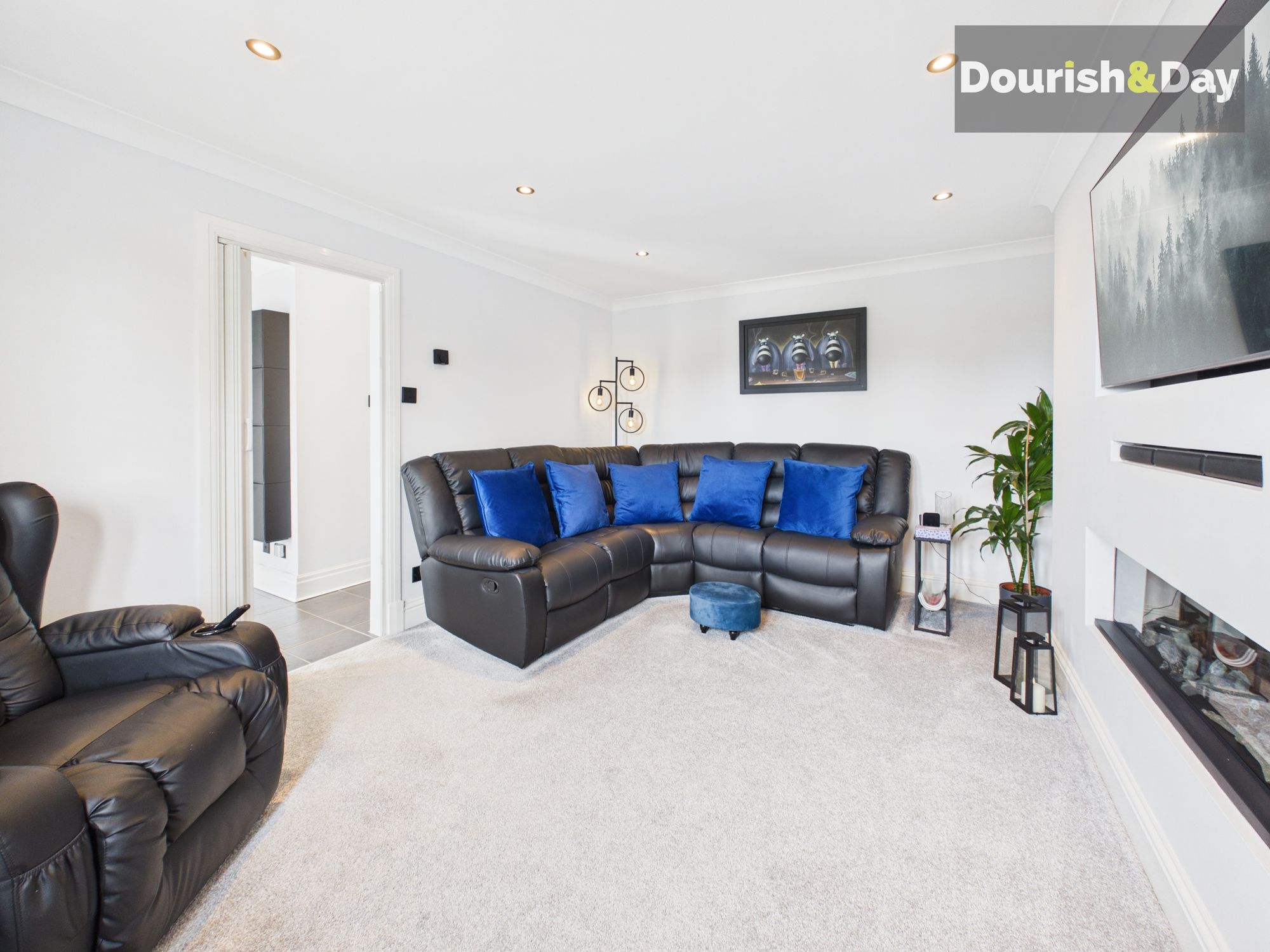 2 bed detached house for sale in Penley, Wrexham, LL13 - Property Image 5