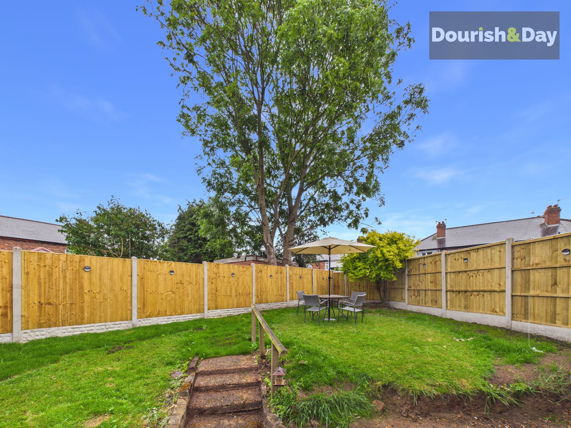 3 bed semi-detached house for sale in The Holmes, Wolverhampton, WV10 - Property Image 16