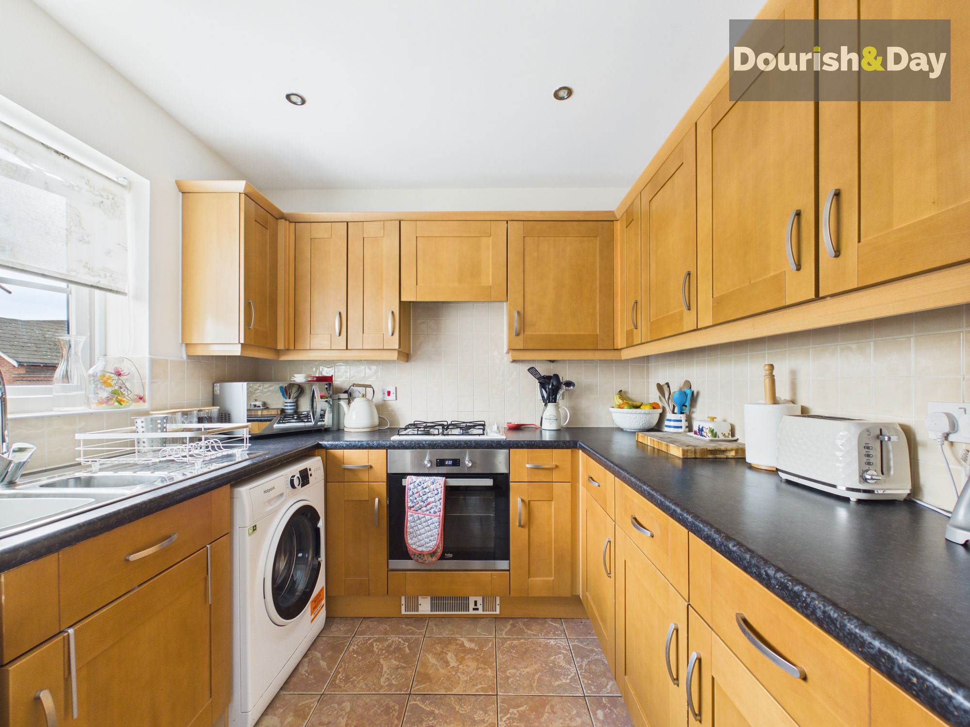 3 bed link detached house for sale in Swansmoor Drive, Hixon, ST18  - Property Image 3