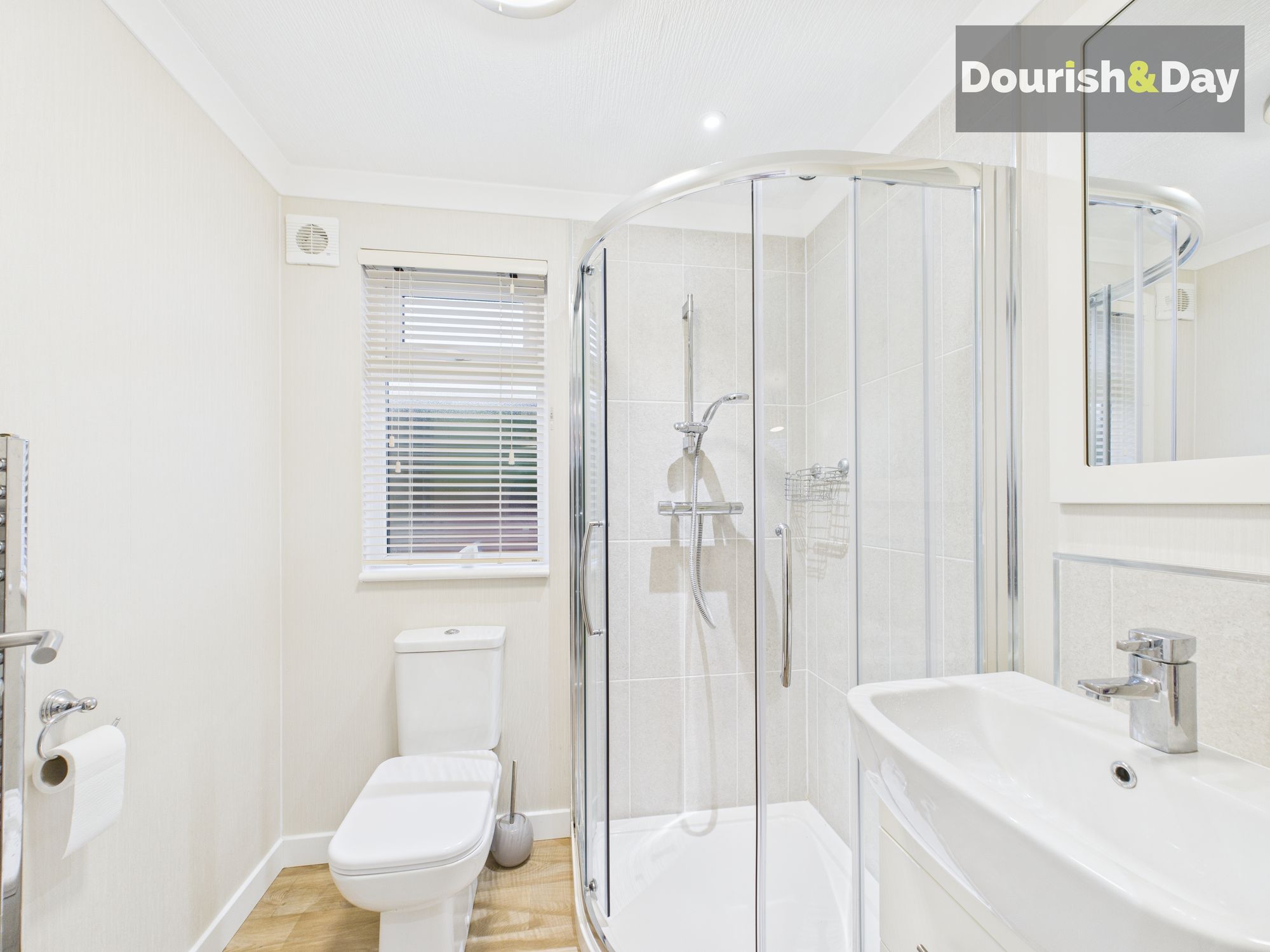 2 bed park home for sale in Lodgefield Park, Baswich, Stafford, ST17 - Property Image 16