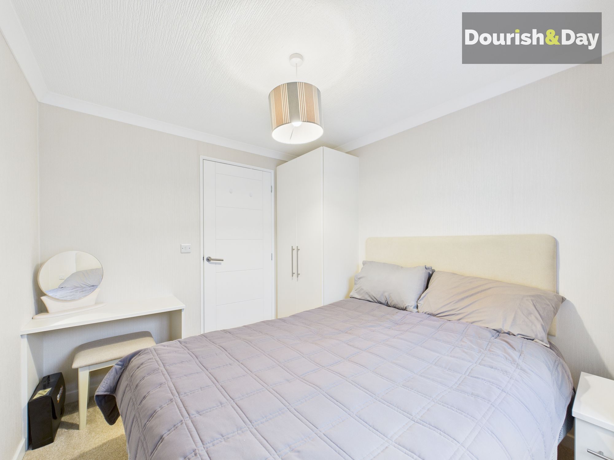 2 bed park home for sale in Lodgefield Park, Baswich, Stafford, ST17 - Property Image 17