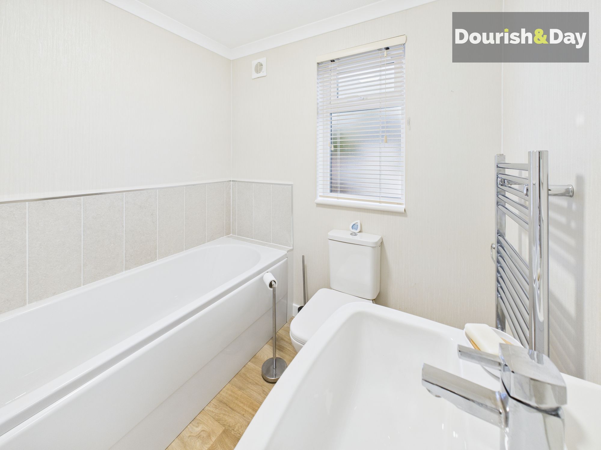 2 bed park home for sale in Lodgefield Park, Baswich, Stafford, ST17 - Property Image 20