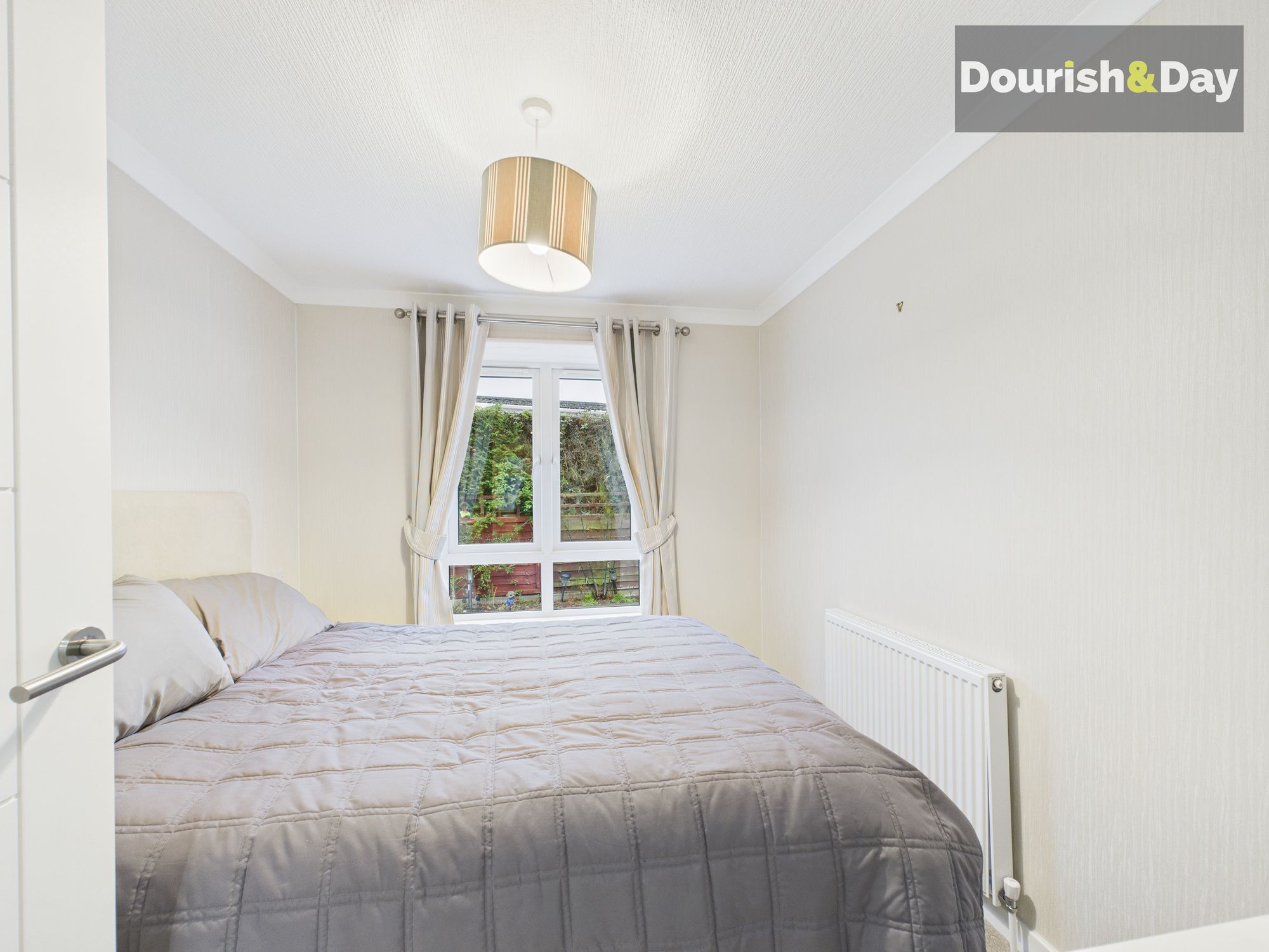 2 bed park home for sale in Lodgefield Park, Baswich, Stafford, ST17 - Property Image 18