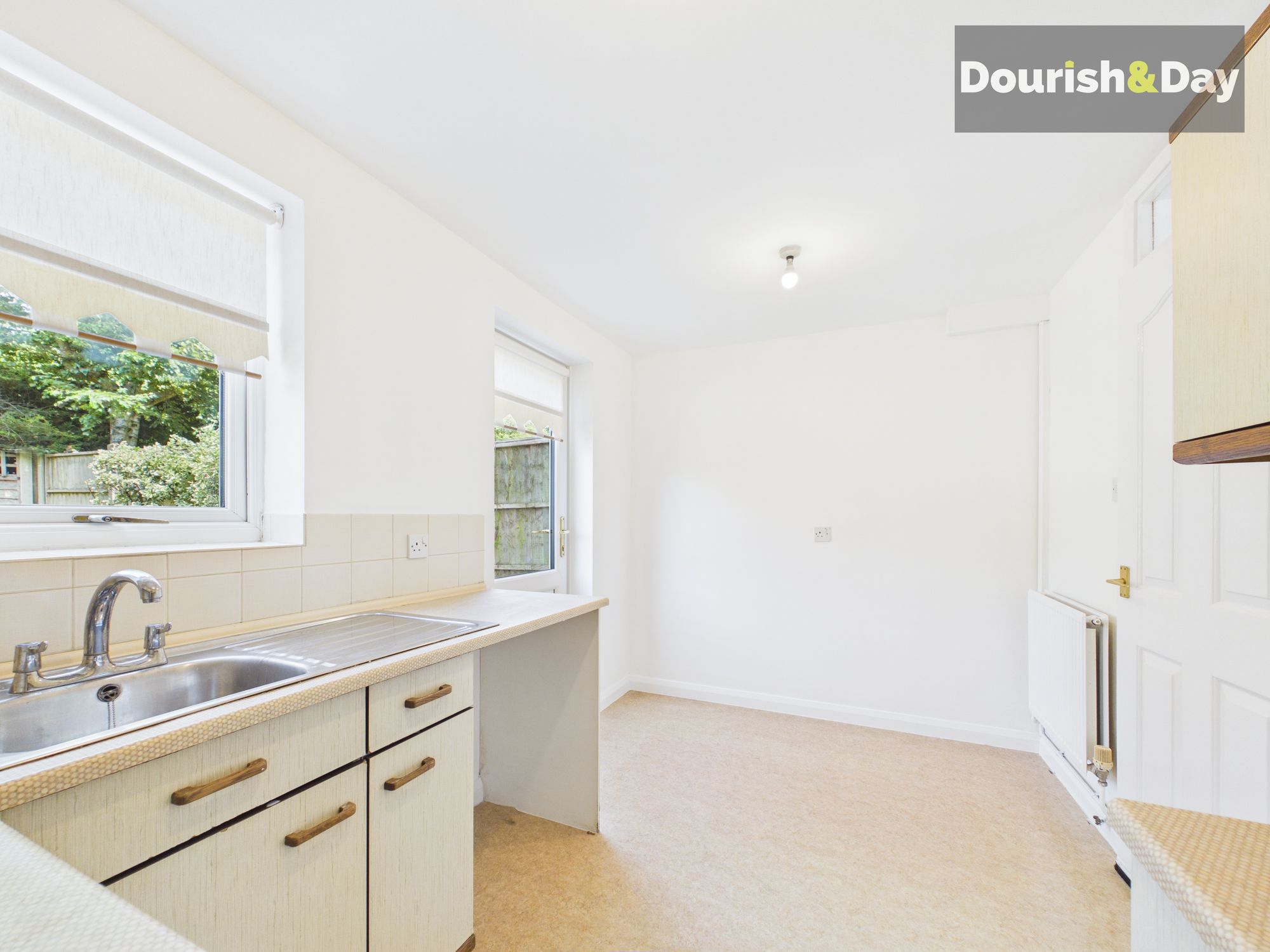 2 bed semi-detached house for sale in The Haybarn, Stafford, ST16 - Property Image 12