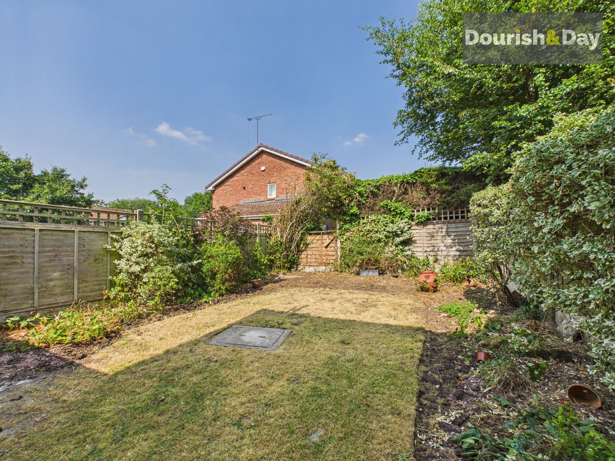 2 bed semi-detached house for sale in The Haybarn, Stafford, ST16 - Property Image 19