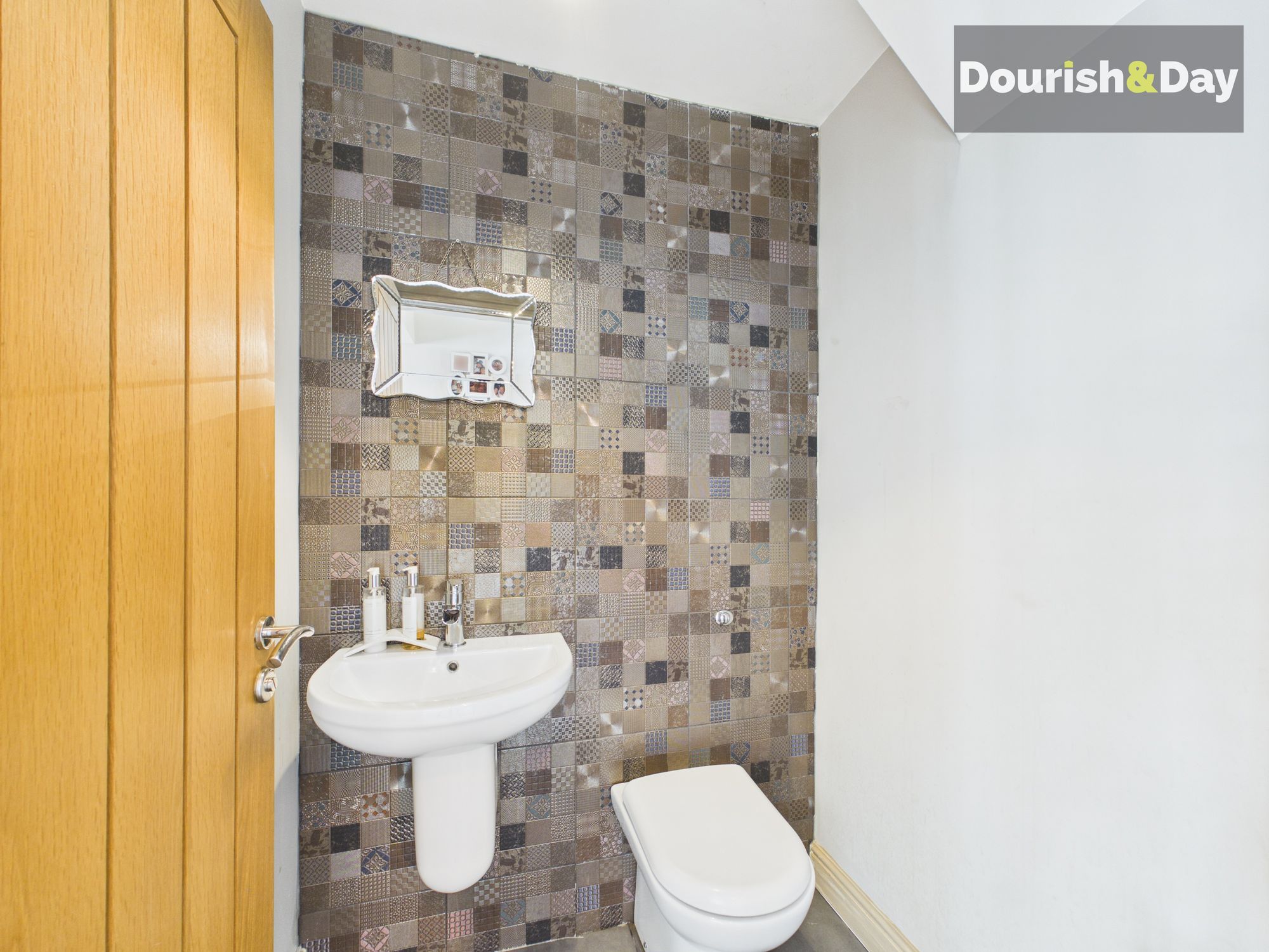 4 bed detached house for sale in Meadow Ridge, Stafford, ST17 - Property Image 7