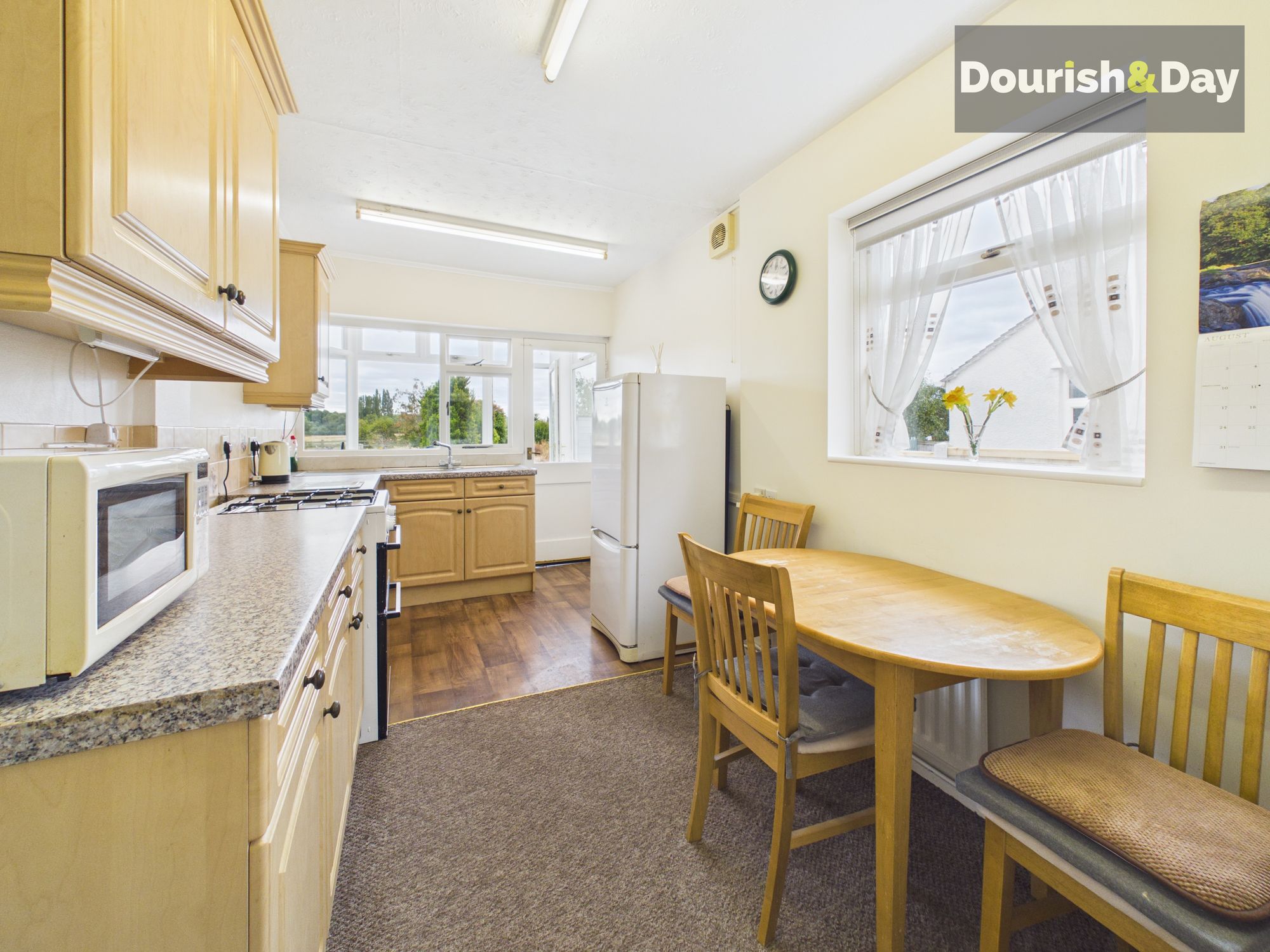 3 bed semi-detached house for sale in Tixall Road, Stafford, ST16 - Property Image 5