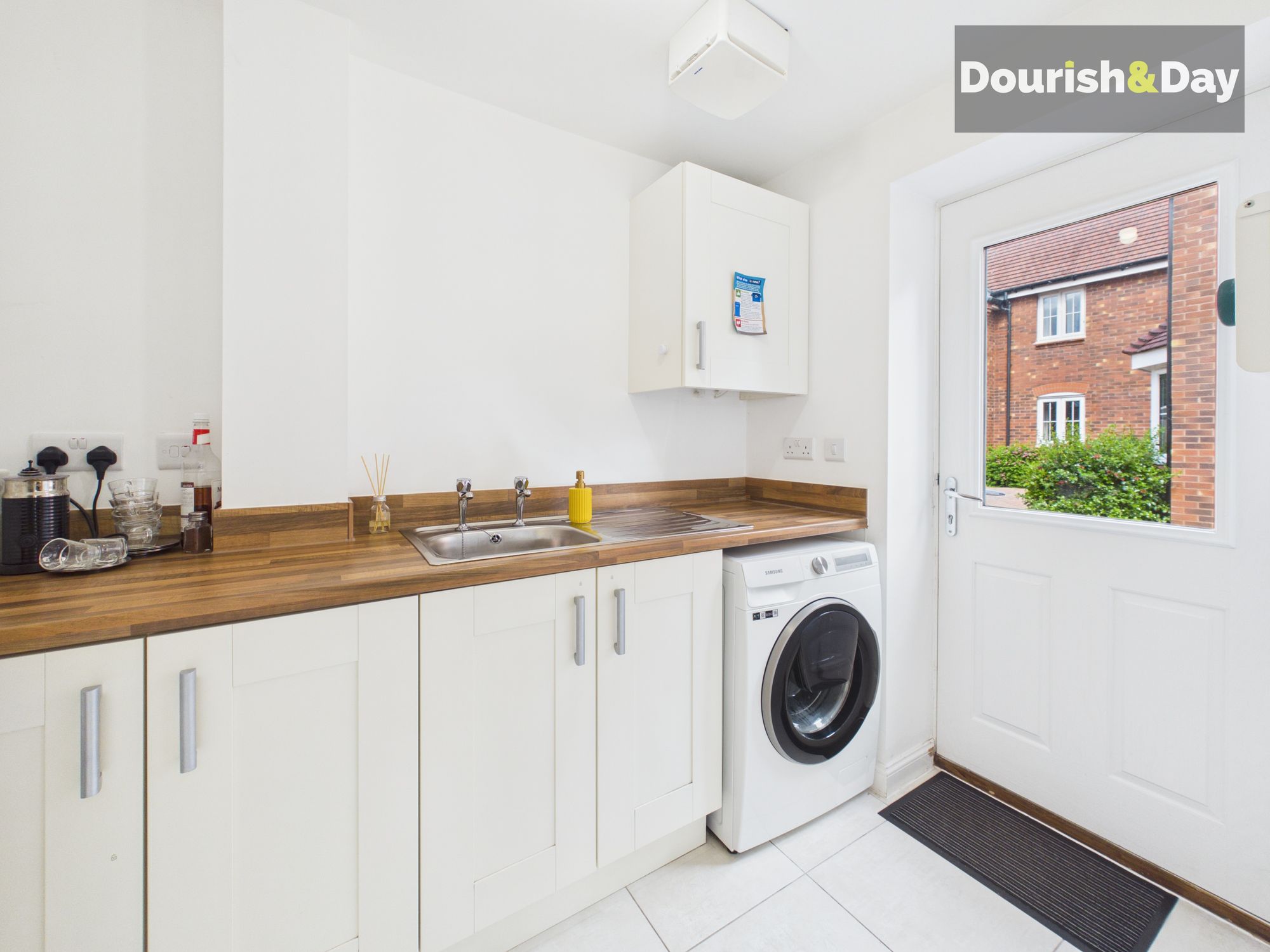 5 bed detached house for sale in Hertford Place, Stafford, ST18 - Property Image 13