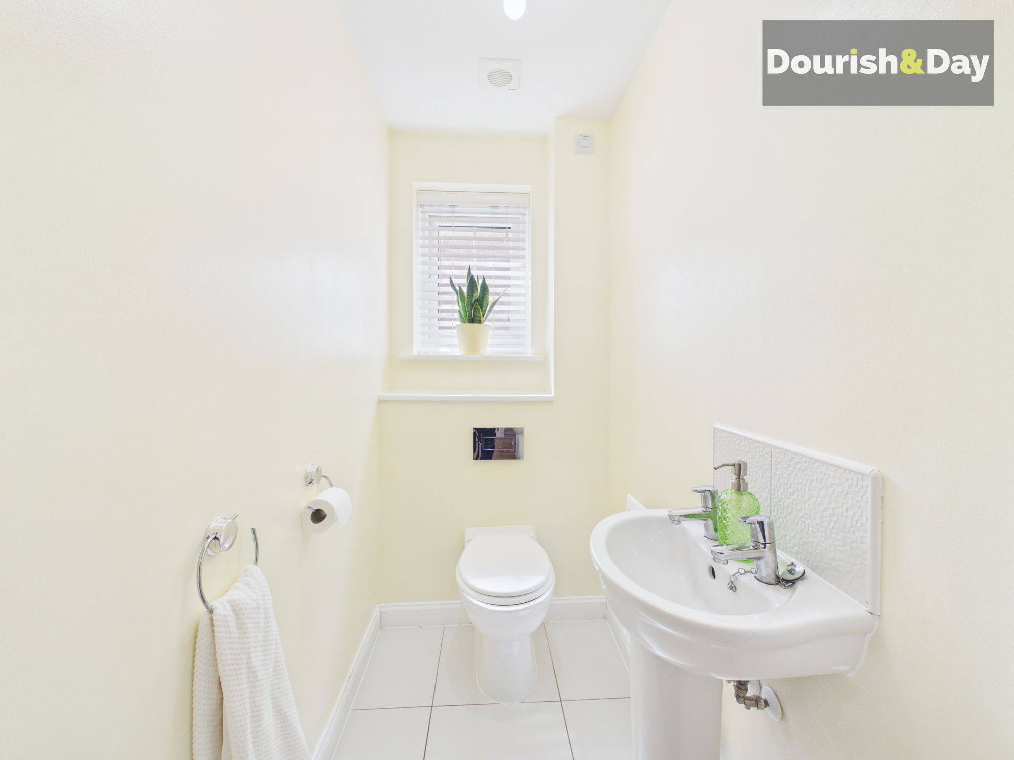 5 bed detached house for sale in Hertford Place, Stafford, ST18 - Property Image 6