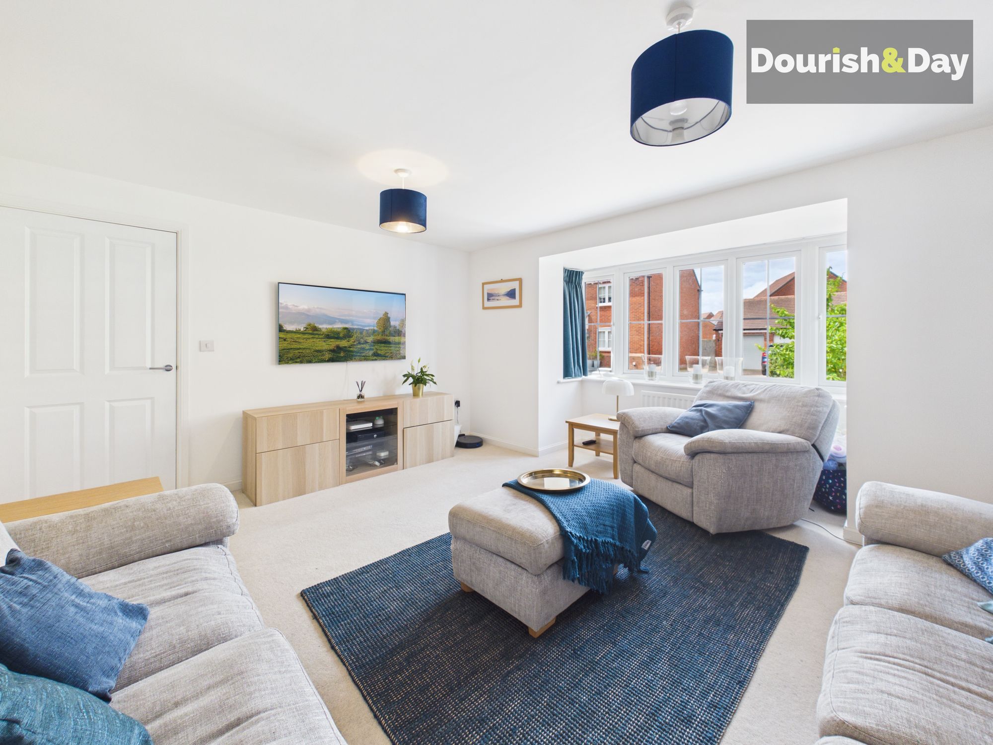5 bed detached house for sale in Hertford Place, Stafford, ST18 - Property Image 7