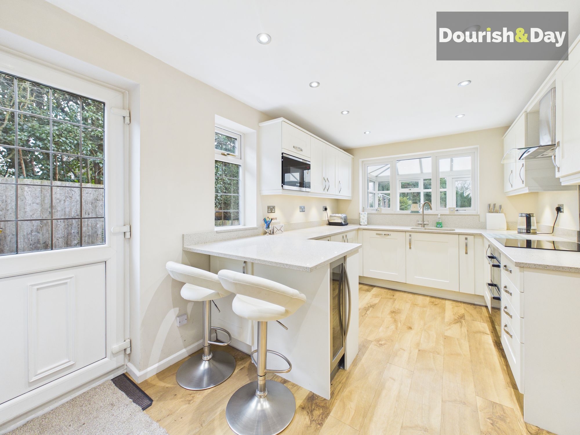 4 bed detached house for sale in Horsebrook Lane, Brewood, ST19 - Property Image 3
