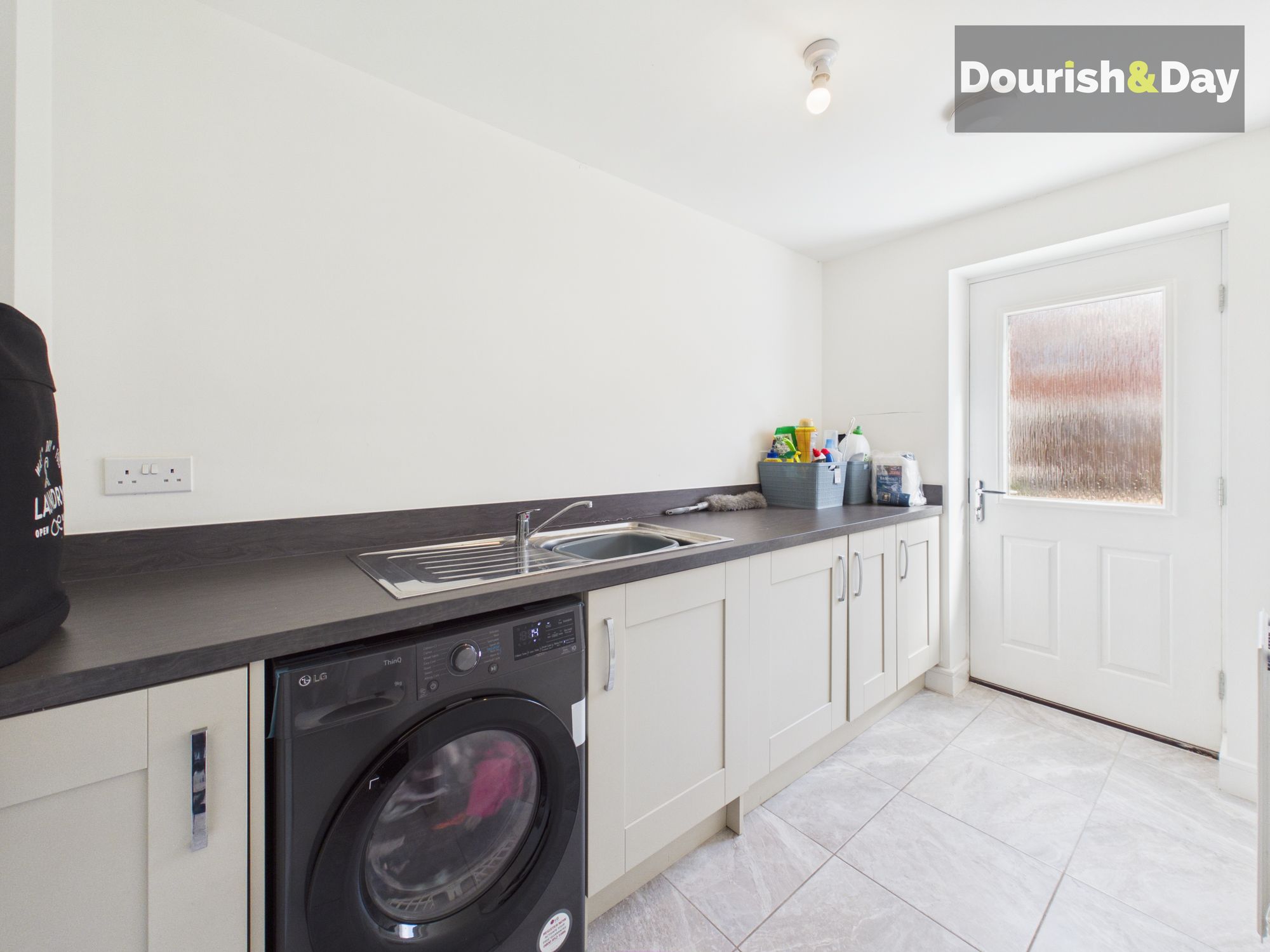 4 bed detached house for sale in Andrus Way, Stafford, ST16 - Property Image 12